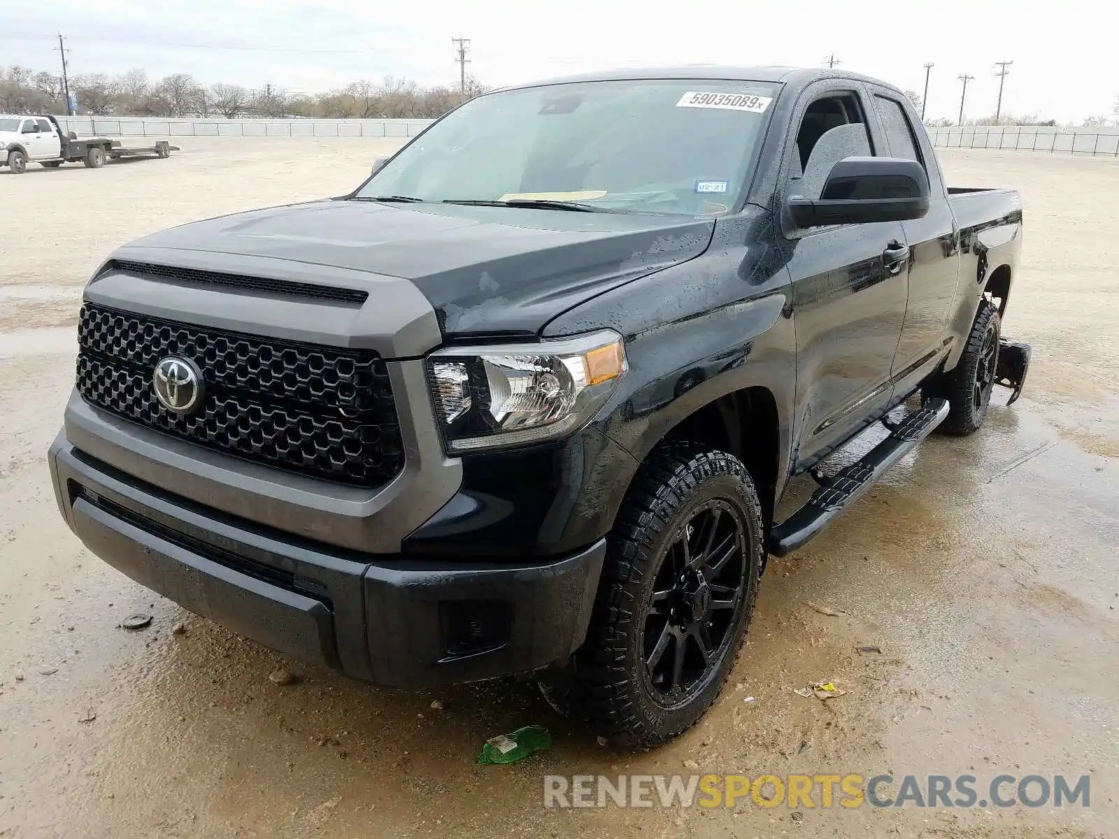 2 Photograph of a damaged car 5TFRM5F16KX139035 TOYOTA TUNDRA 2019