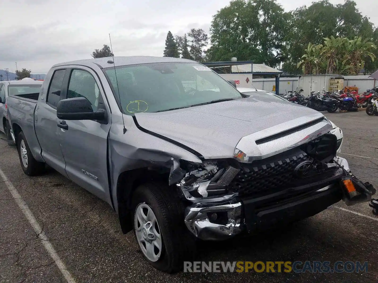 1 Photograph of a damaged car 5TFRM5F16KX143330 TOYOTA TUNDRA 2019