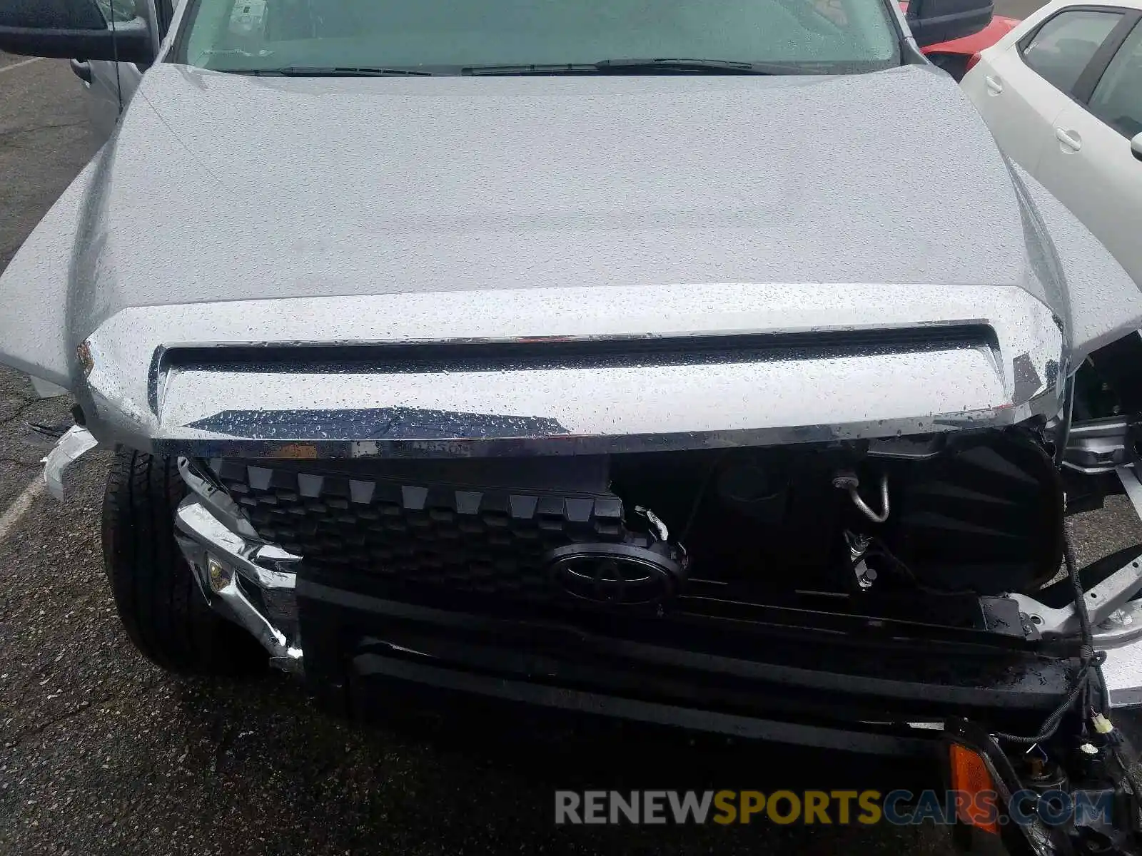 7 Photograph of a damaged car 5TFRM5F16KX143330 TOYOTA TUNDRA 2019