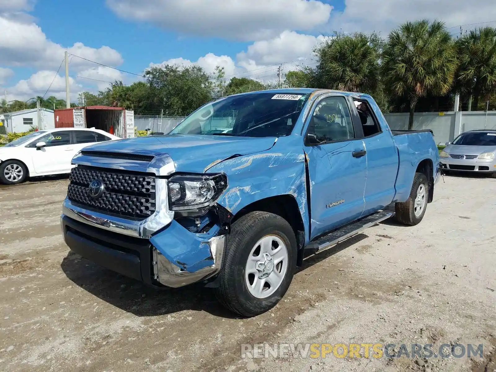 2 Photograph of a damaged car 5TFRM5F16KX143473 TOYOTA TUNDRA 2019