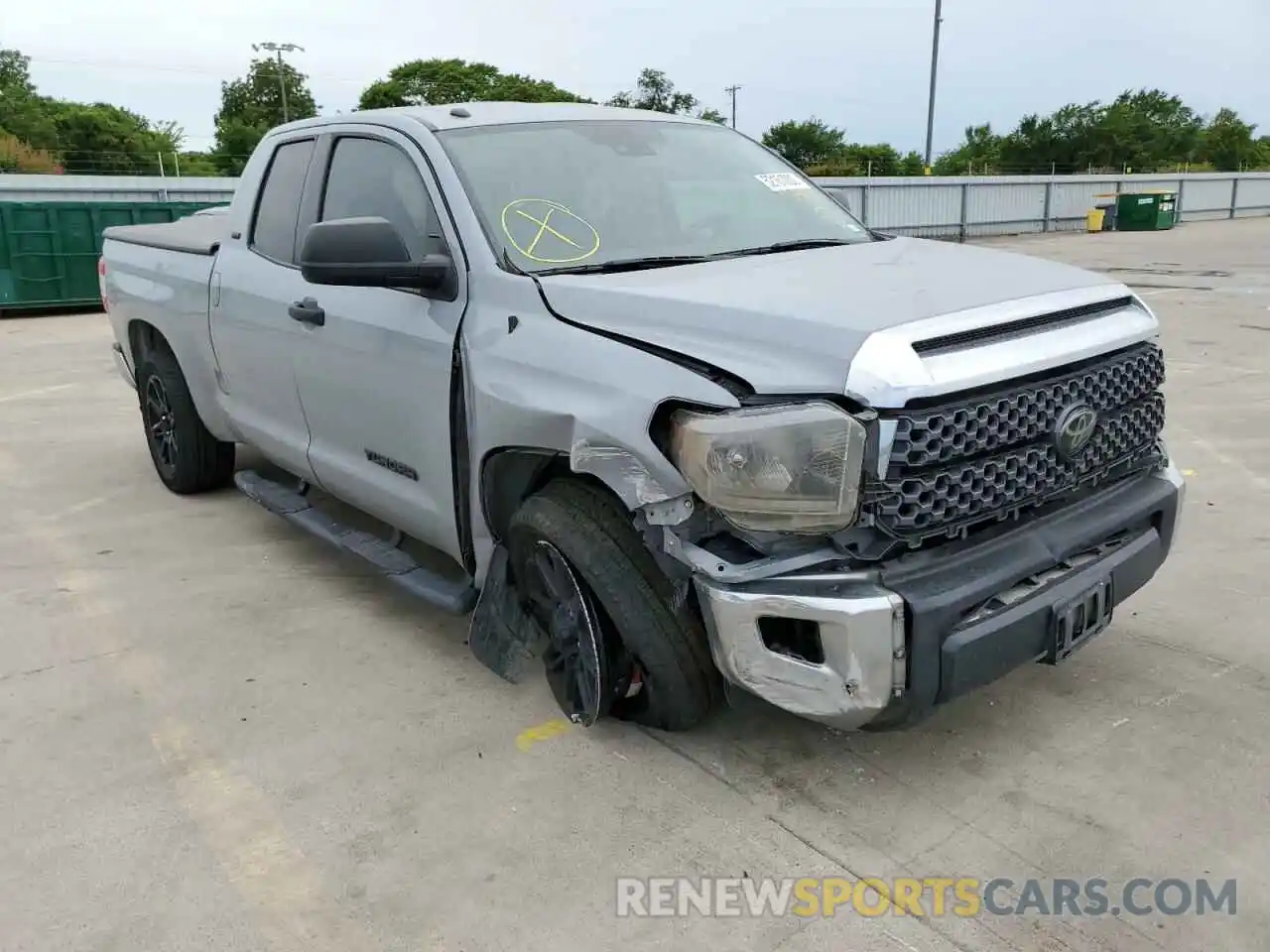 1 Photograph of a damaged car 5TFRM5F17KX139836 TOYOTA TUNDRA 2019