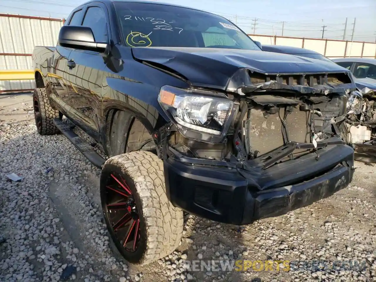 1 Photograph of a damaged car 5TFRM5F17KX140355 TOYOTA TUNDRA 2019