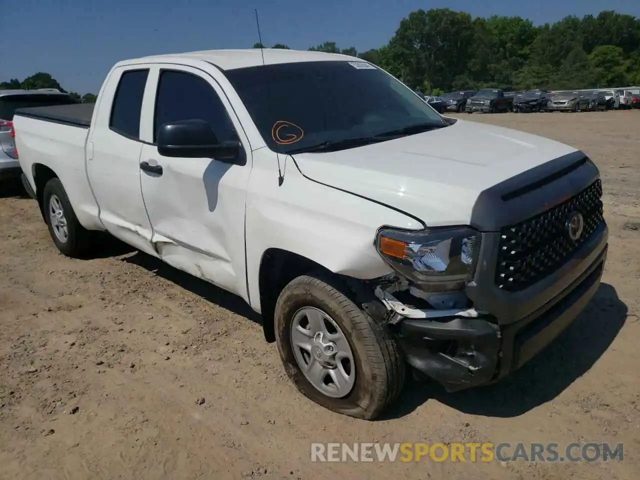 1 Photograph of a damaged car 5TFRM5F17KX142039 TOYOTA TUNDRA 2019