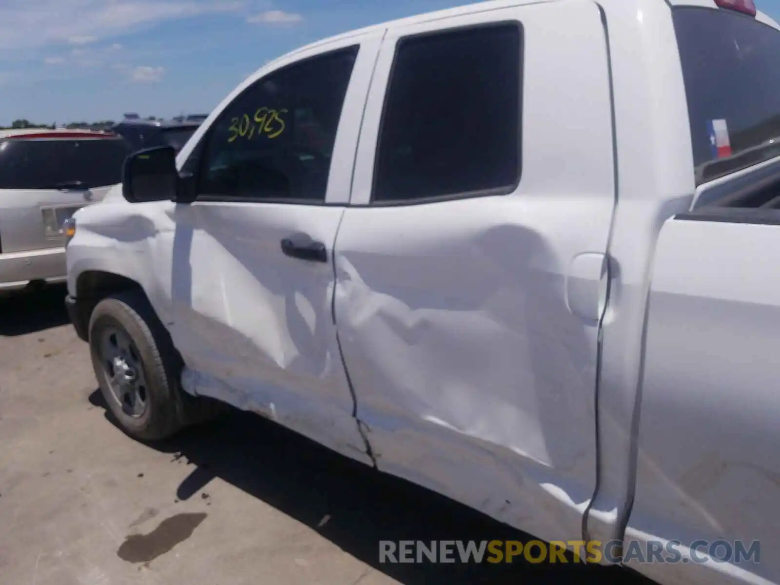 9 Photograph of a damaged car 5TFRM5F18KX134645 TOYOTA TUNDRA 2019