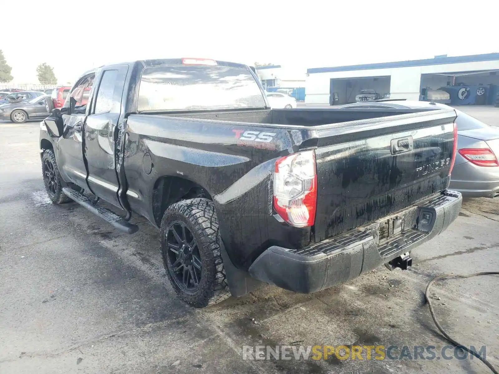 3 Photograph of a damaged car 5TFRM5F18KX138596 TOYOTA TUNDRA 2019