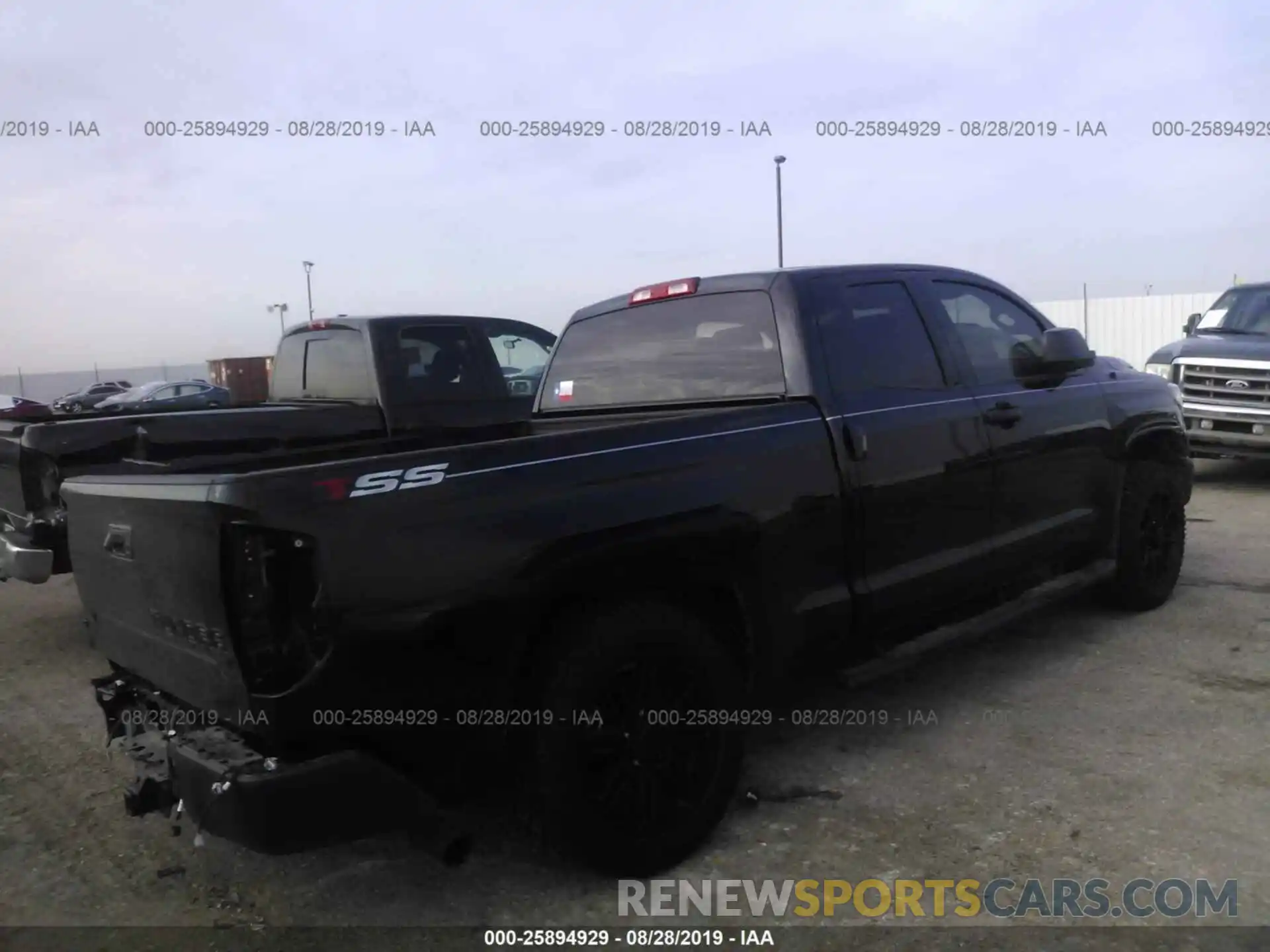 4 Photograph of a damaged car 5TFRM5F18KX139117 TOYOTA TUNDRA 2019