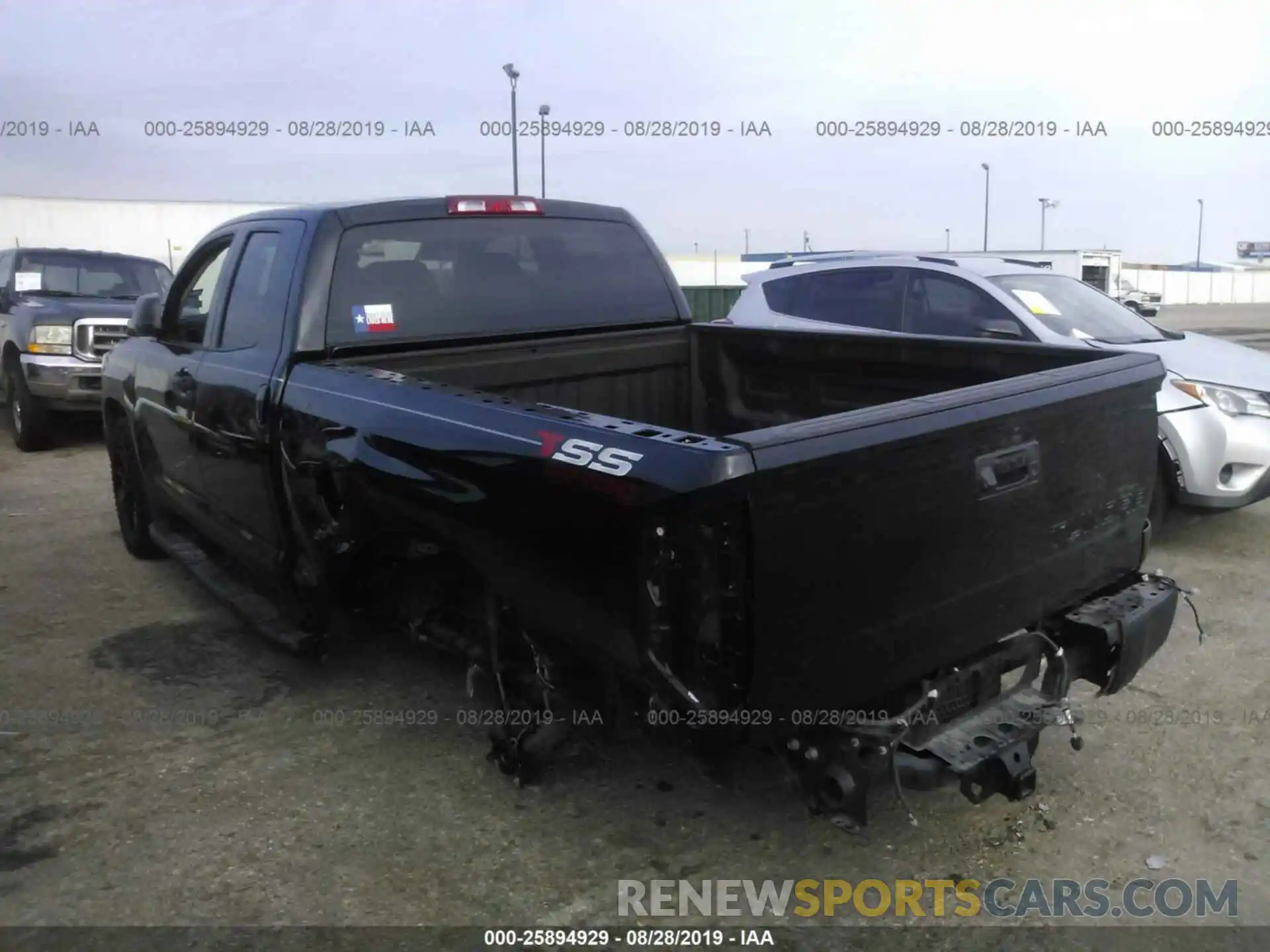 6 Photograph of a damaged car 5TFRM5F18KX139117 TOYOTA TUNDRA 2019