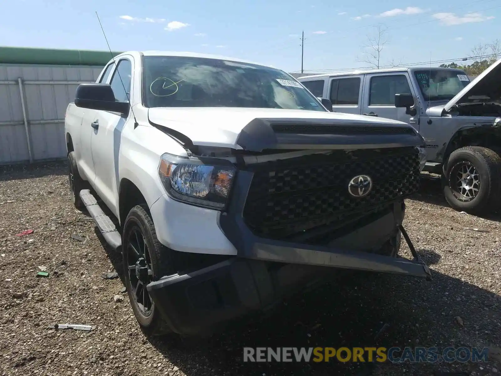 1 Photograph of a damaged car 5TFRM5F18KX140235 TOYOTA TUNDRA 2019