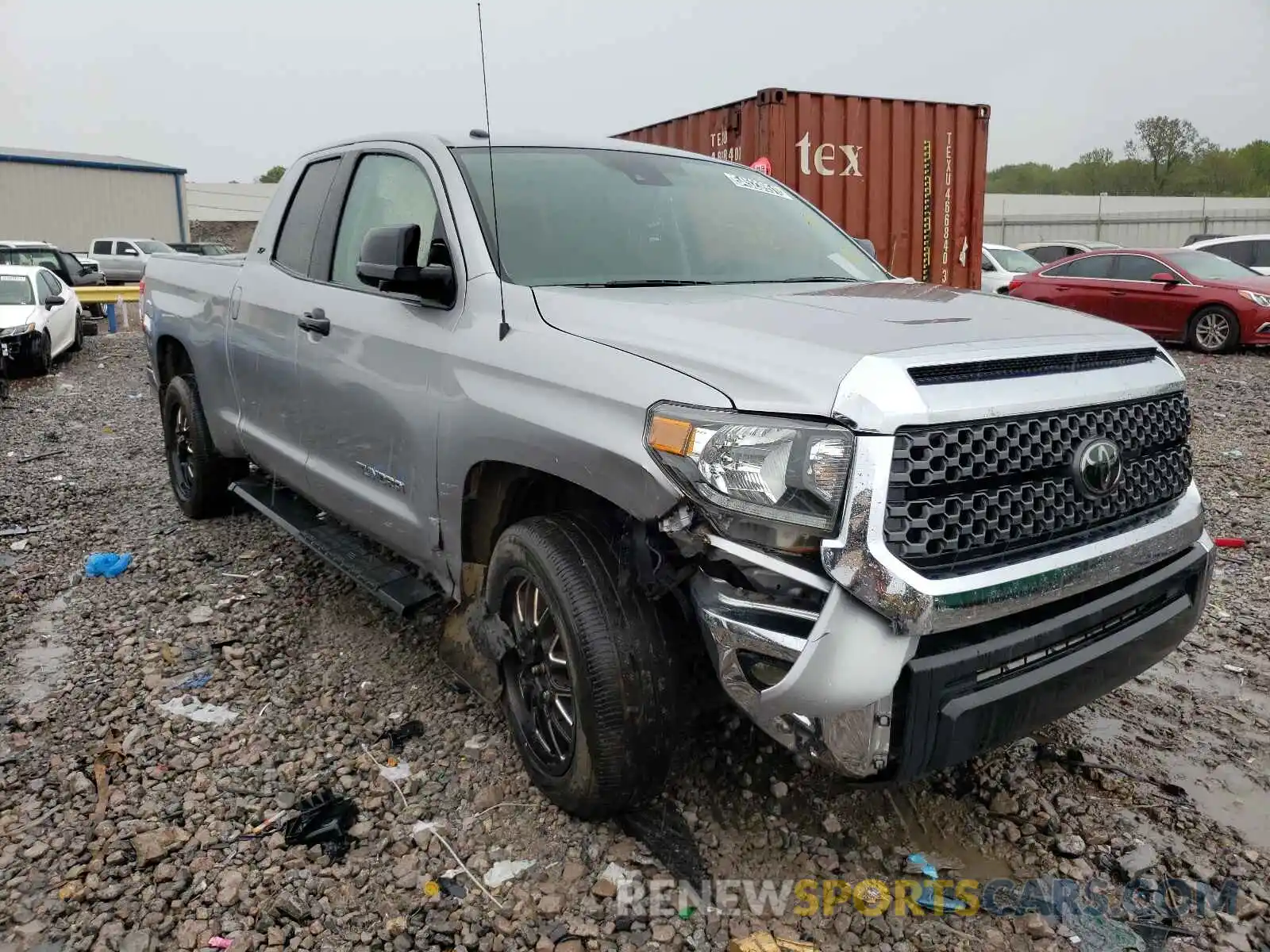 1 Photograph of a damaged car 5TFRM5F18KX143622 TOYOTA TUNDRA 2019