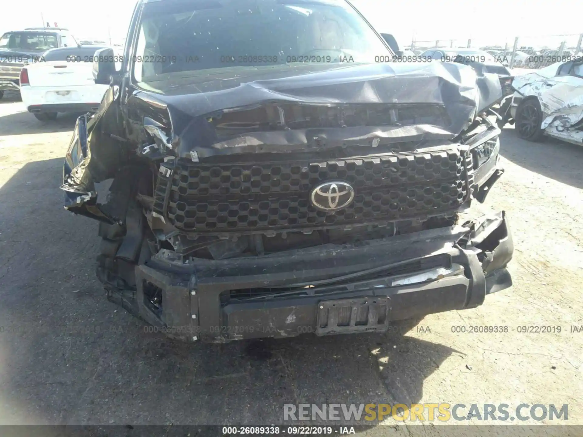 6 Фотография поврежденного автомобиля 5TFRM5F19KX140034 TOYOTA TUNDRA 2019