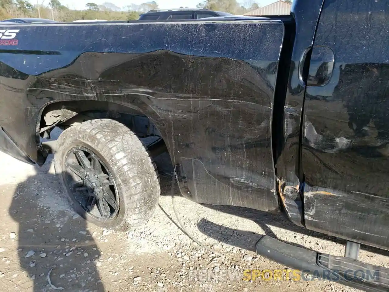 9 Photograph of a damaged car 5TFRM5F19KX141877 TOYOTA TUNDRA 2019