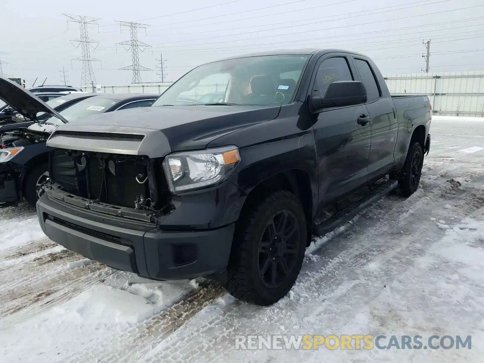 2 Фотография поврежденного автомобиля 5TFRM5F1XKX139216 TOYOTA TUNDRA 2019