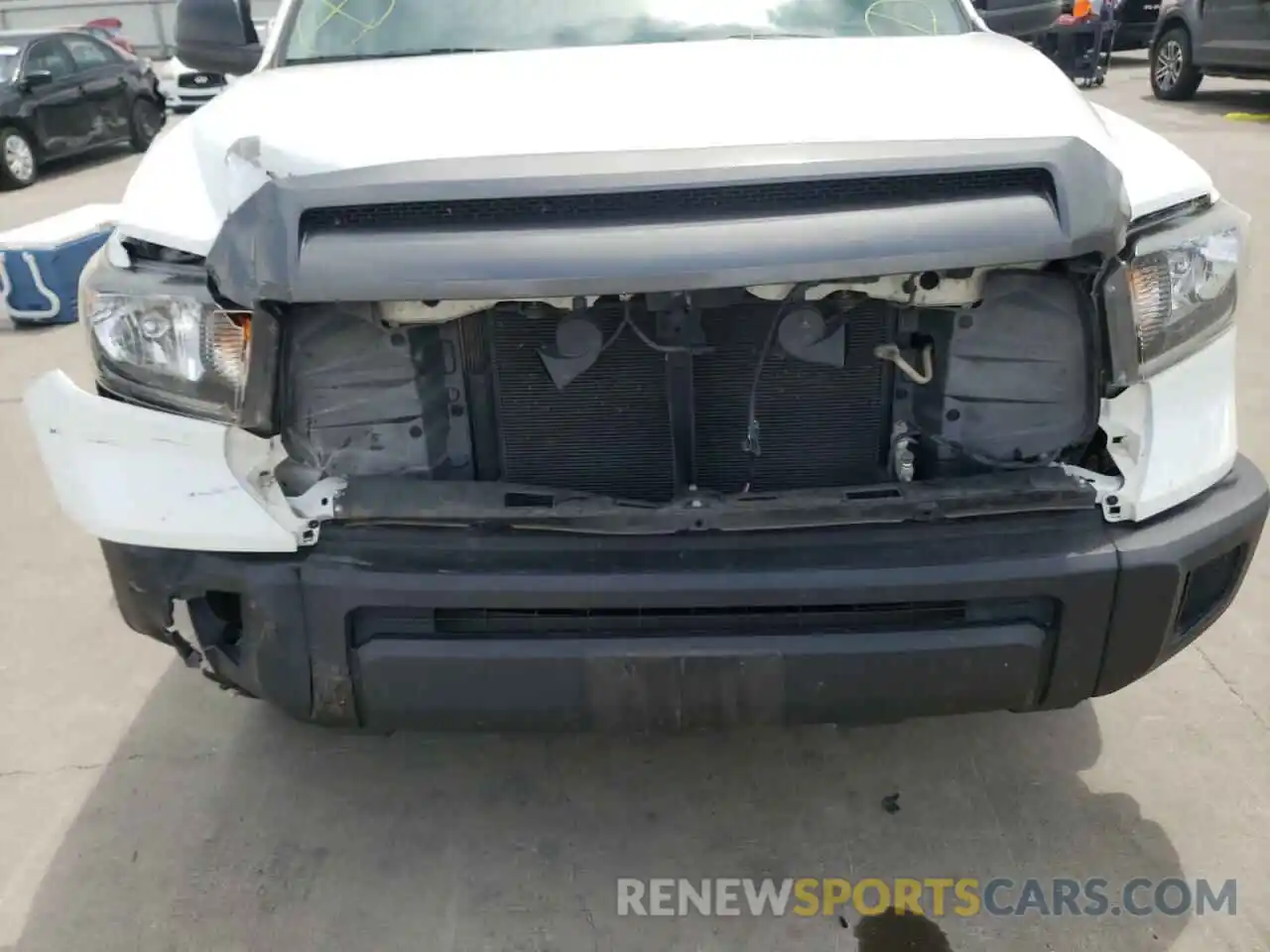 9 Photograph of a damaged car 5TFRM5F1XKX139846 TOYOTA TUNDRA 2019