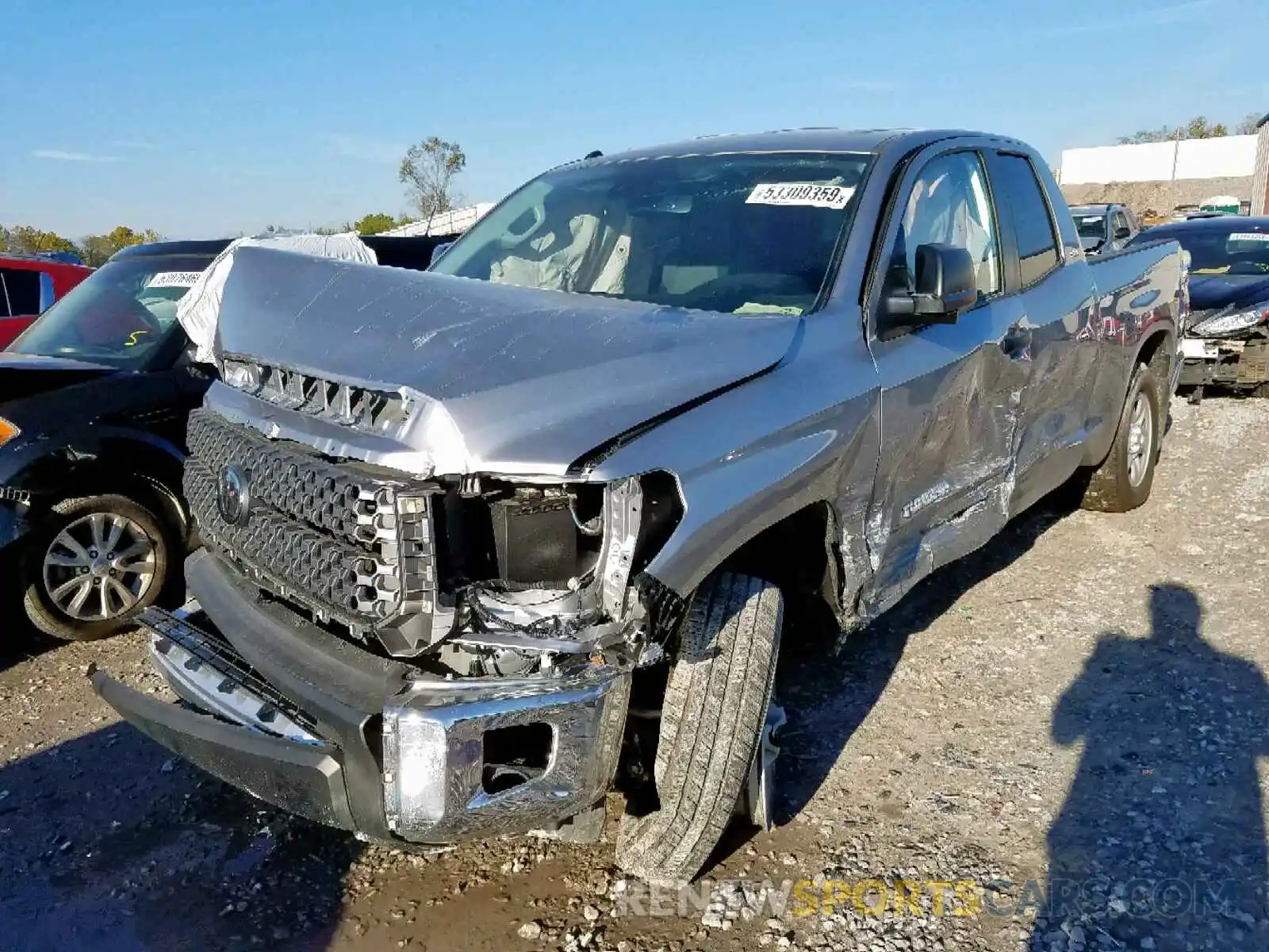 2 Photograph of a damaged car 5TFRM5F1XKX143184 TOYOTA TUNDRA 2019