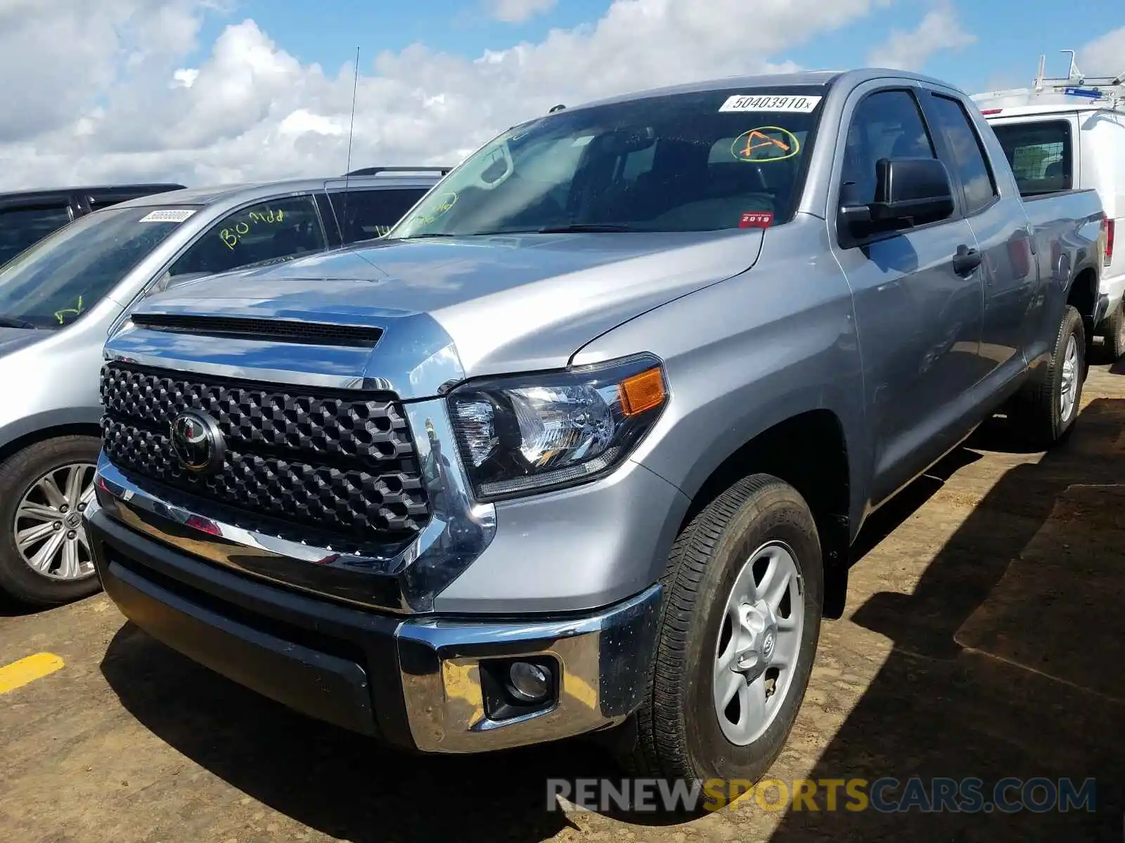 2 Photograph of a damaged car 5TFRY5F10KX251673 TOYOTA TUNDRA 2019