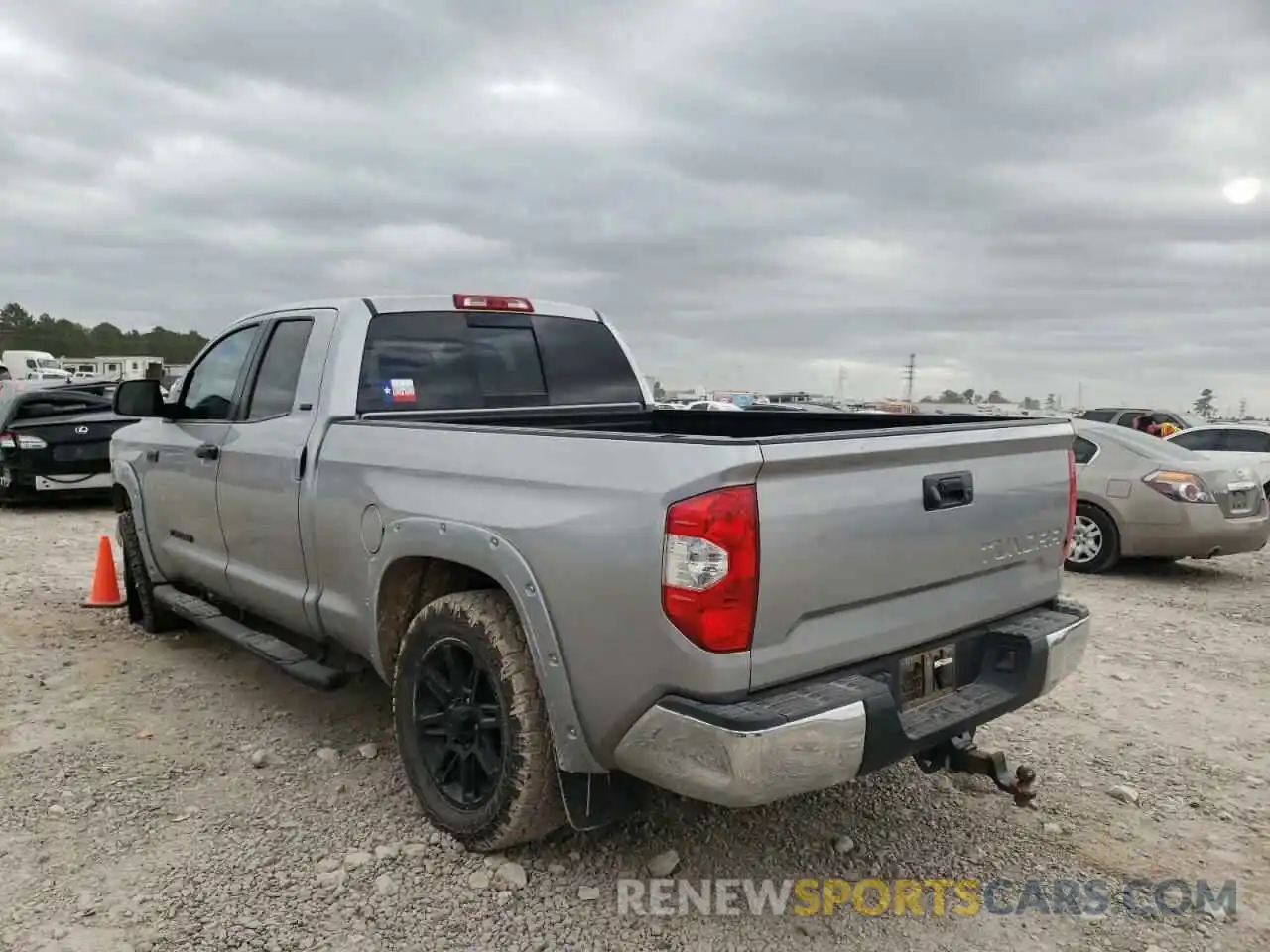 3 Photograph of a damaged car 5TFRY5F11KX244666 TOYOTA TUNDRA 2019