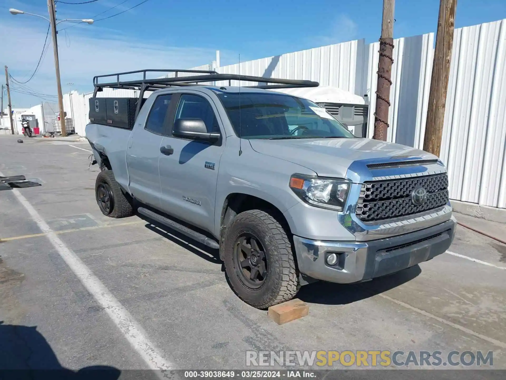 1 Photograph of a damaged car 5TFRY5F11KX245073 TOYOTA TUNDRA 2019