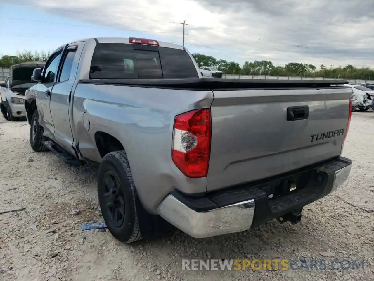 3 Photograph of a damaged car 5TFRY5F11KX254095 TOYOTA TUNDRA 2019