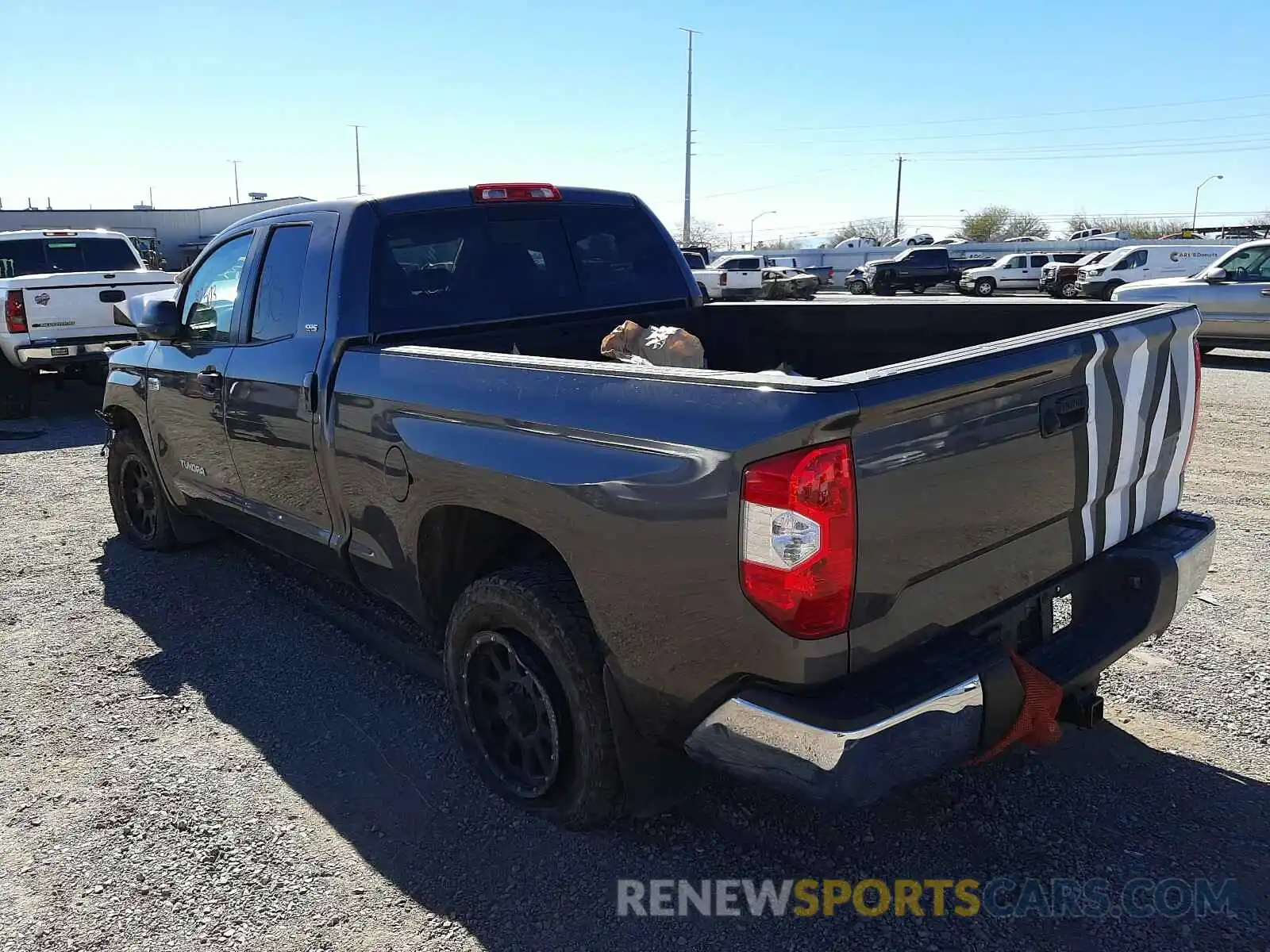 3 Photograph of a damaged car 5TFRY5F13KX252462 TOYOTA TUNDRA 2019