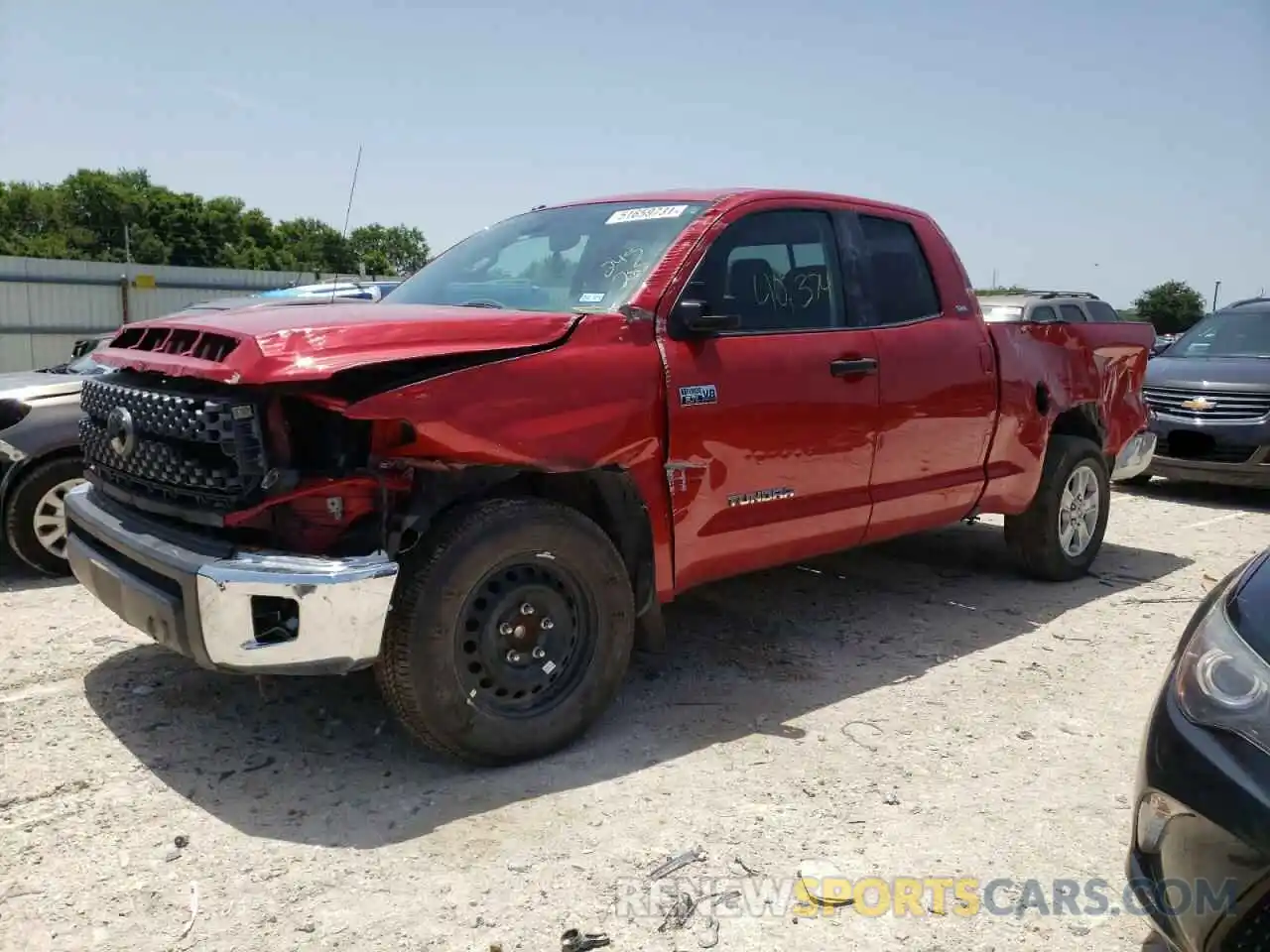 9 Photograph of a damaged car 5TFRY5F15KX245285 TOYOTA TUNDRA 2019