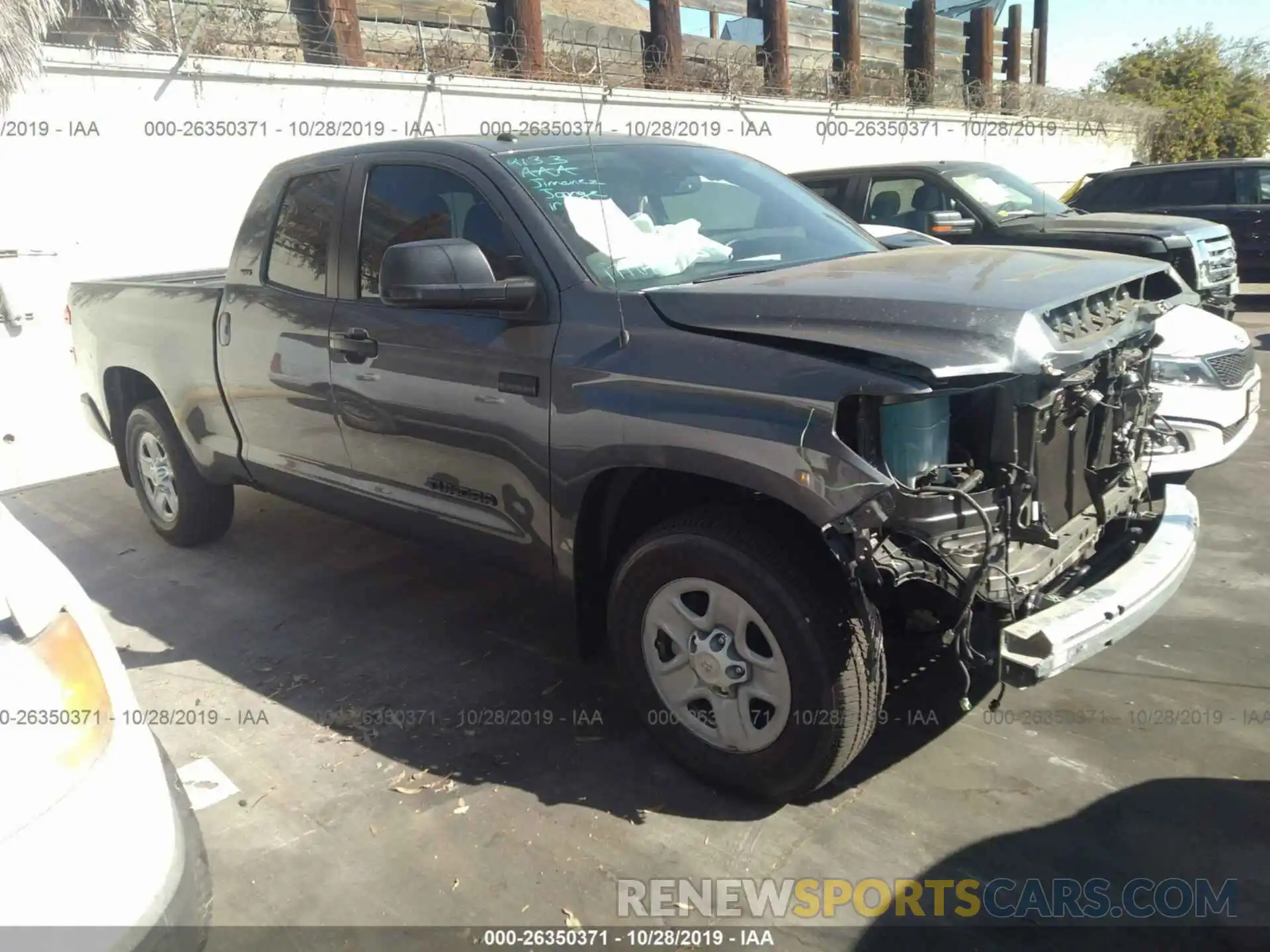 1 Photograph of a damaged car 5TFRY5F15KX250213 TOYOTA TUNDRA 2019