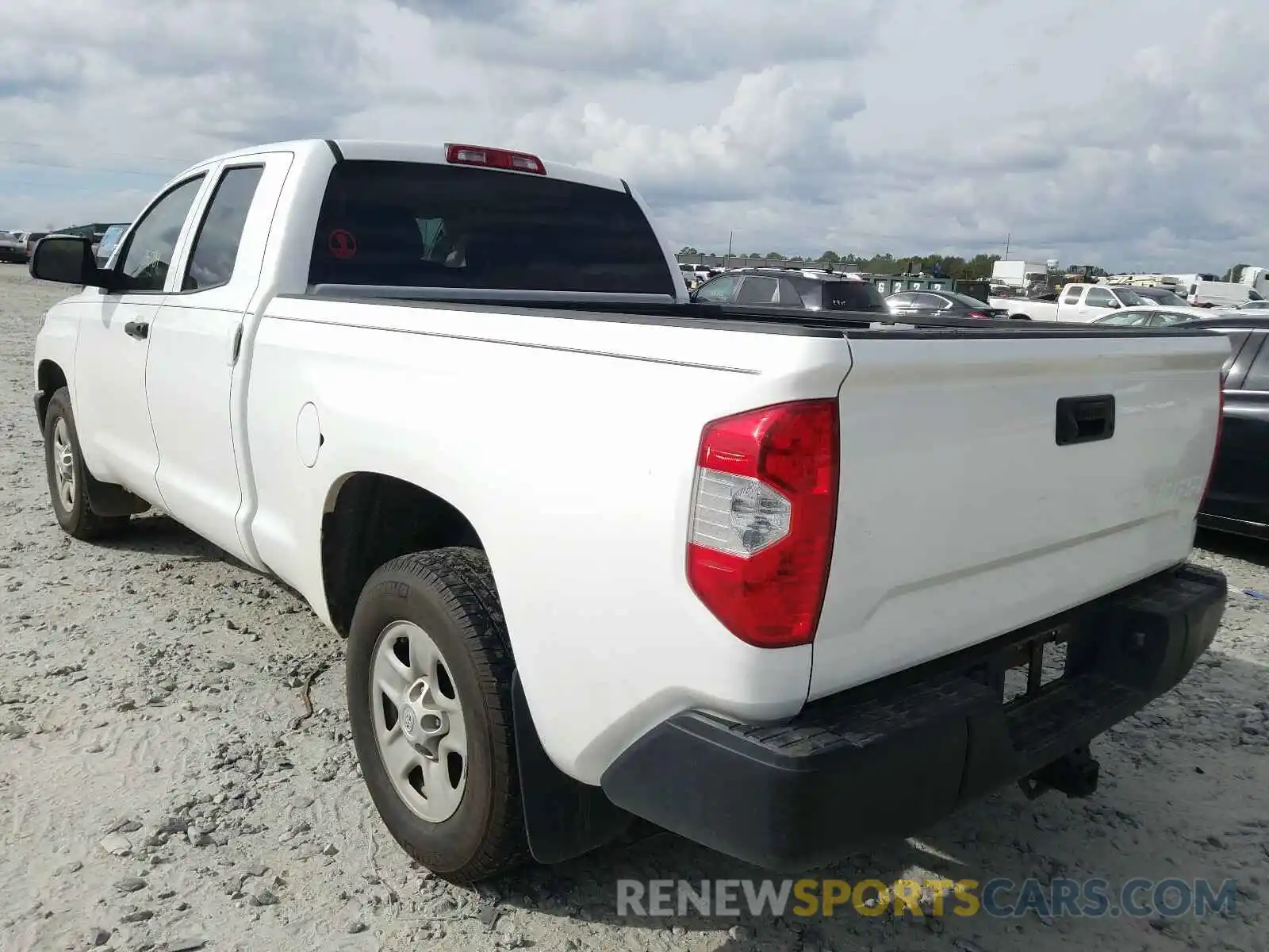 3 Photograph of a damaged car 5TFRY5F16KX253525 TOYOTA TUNDRA 2019