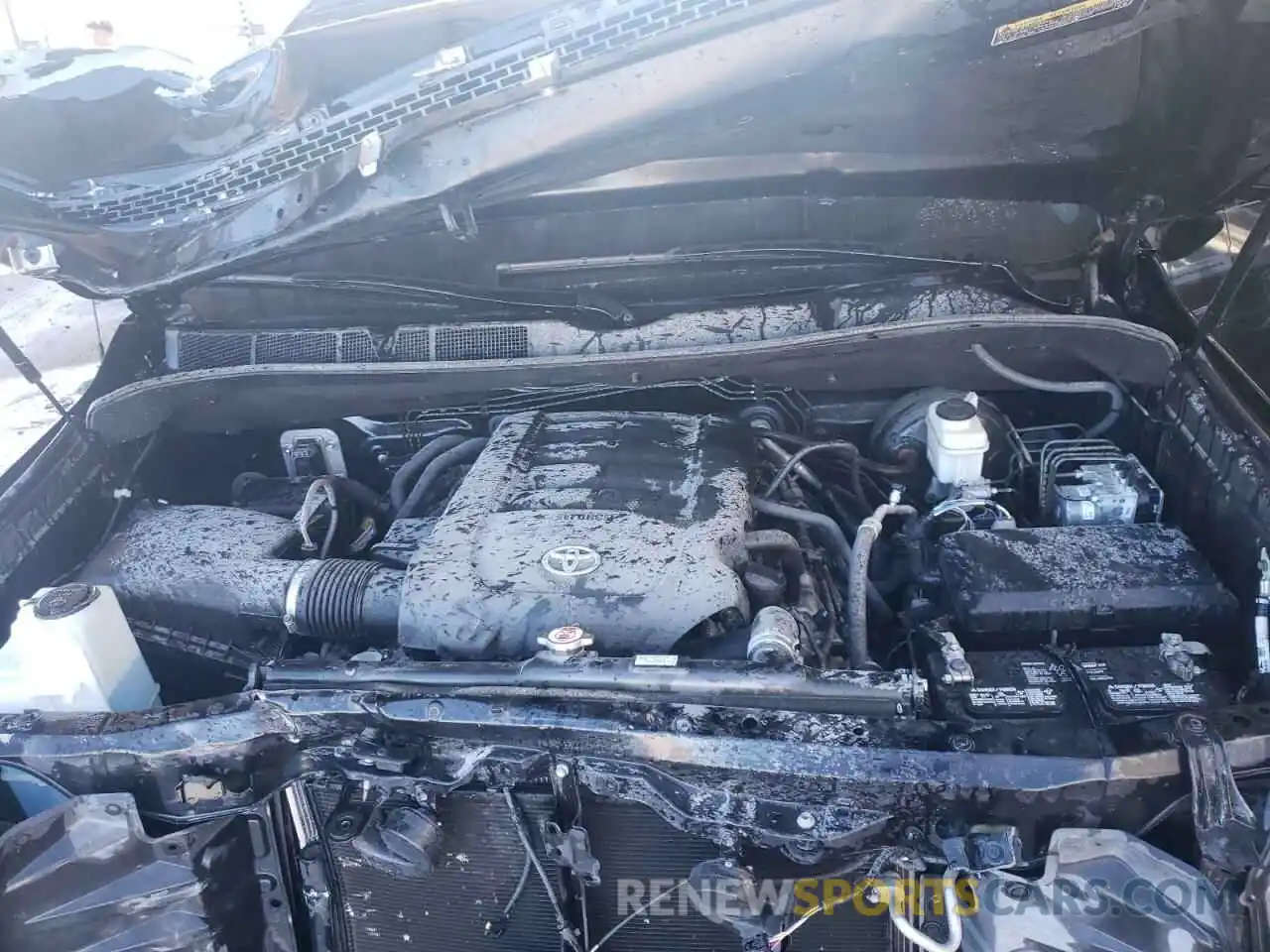 7 Photograph of a damaged car 5TFRY5F17KX253274 TOYOTA TUNDRA 2019