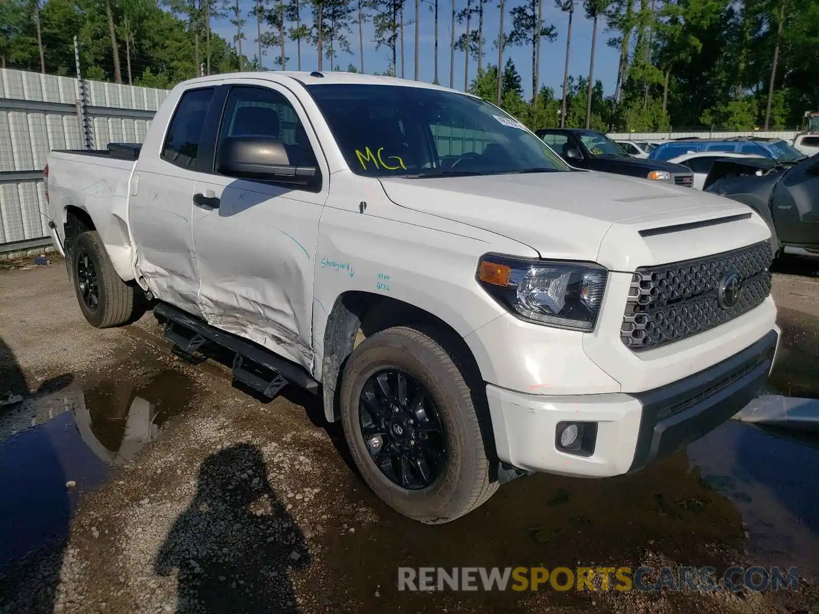 9 Photograph of a damaged car 5TFRY5F18KX249685 TOYOTA TUNDRA 2019