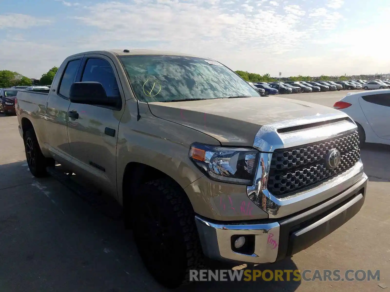 1 Photograph of a damaged car 5TFRY5F19KX244673 TOYOTA TUNDRA 2019