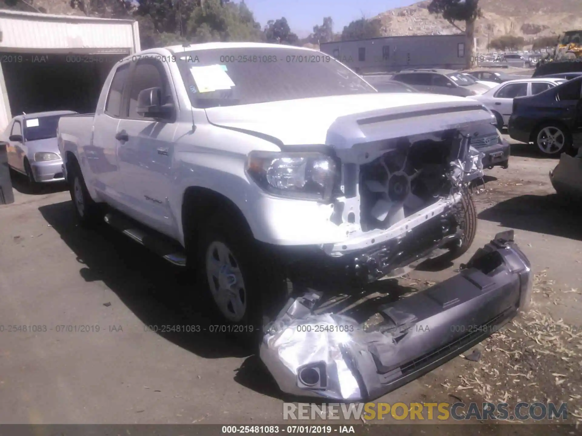 1 Photograph of a damaged car 5TFRY5F19KX251056 TOYOTA TUNDRA 2019