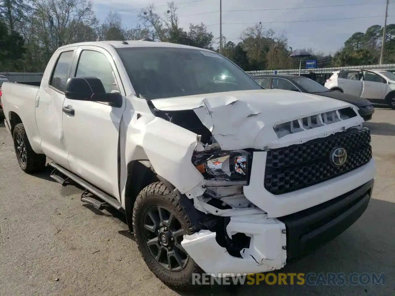 1 Photograph of a damaged car 5TFRY5F1XKX255343 TOYOTA TUNDRA 2019