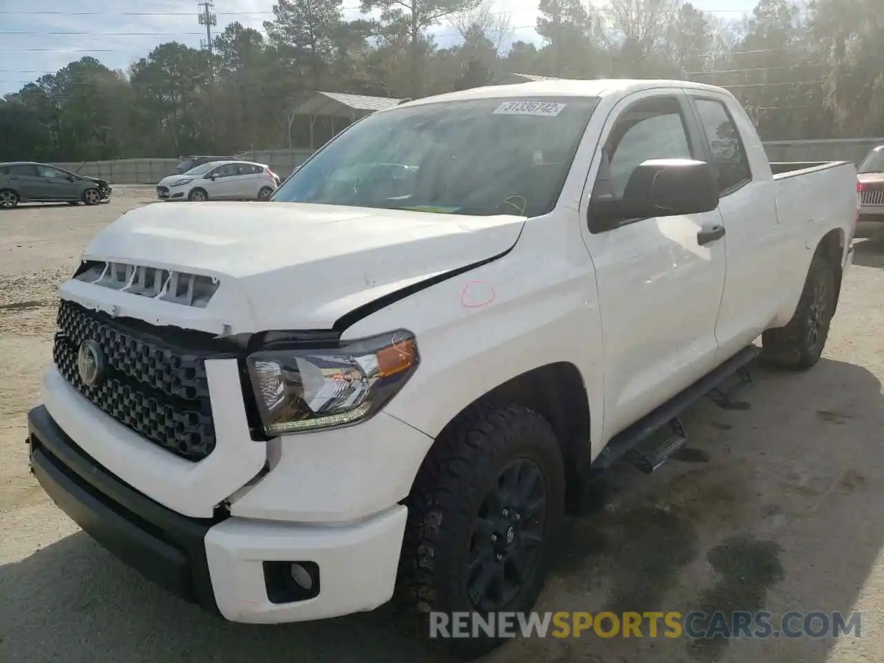 2 Photograph of a damaged car 5TFRY5F1XKX255343 TOYOTA TUNDRA 2019