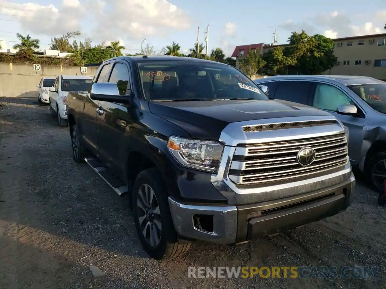 1 Photograph of a damaged car 5TFSY5F15KX254358 TOYOTA TUNDRA 2019