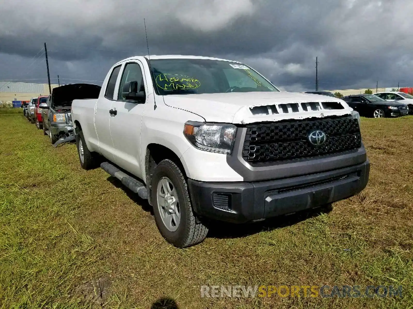 1 Photograph of a damaged car 5TFTY5F10KX010489 TOYOTA TUNDRA 2019