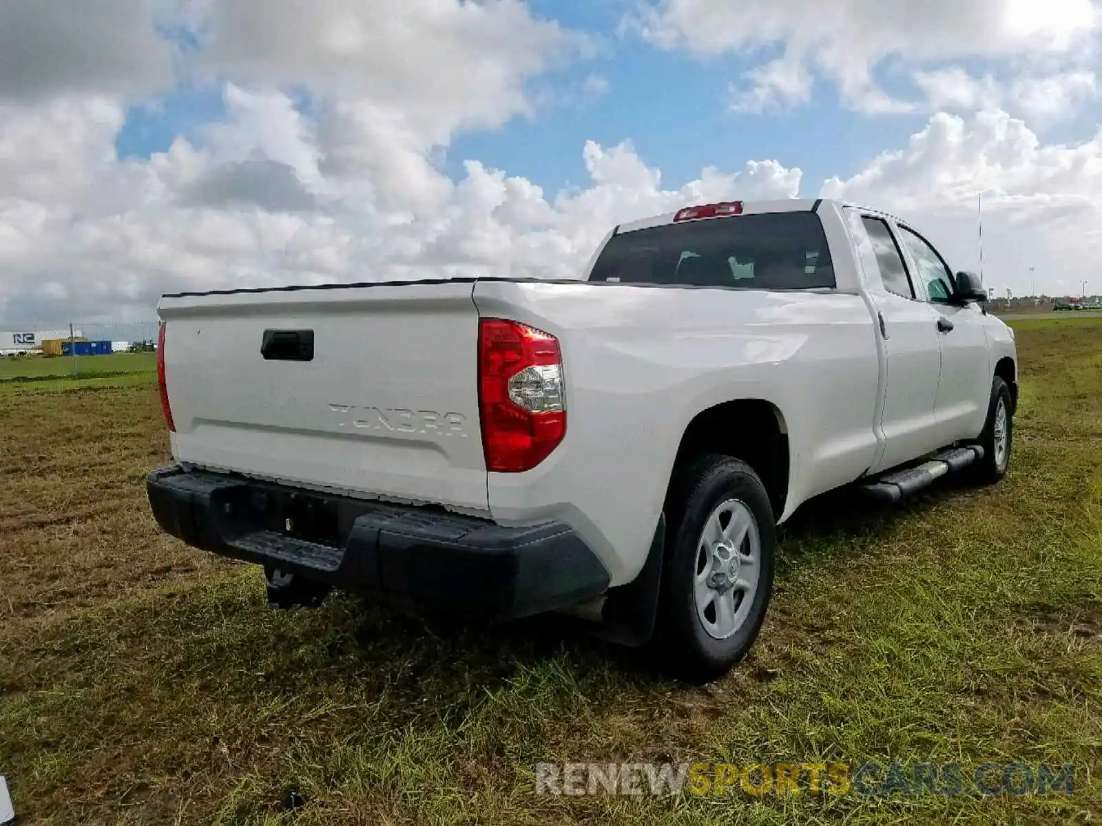 4 Photograph of a damaged car 5TFTY5F10KX010489 TOYOTA TUNDRA 2019