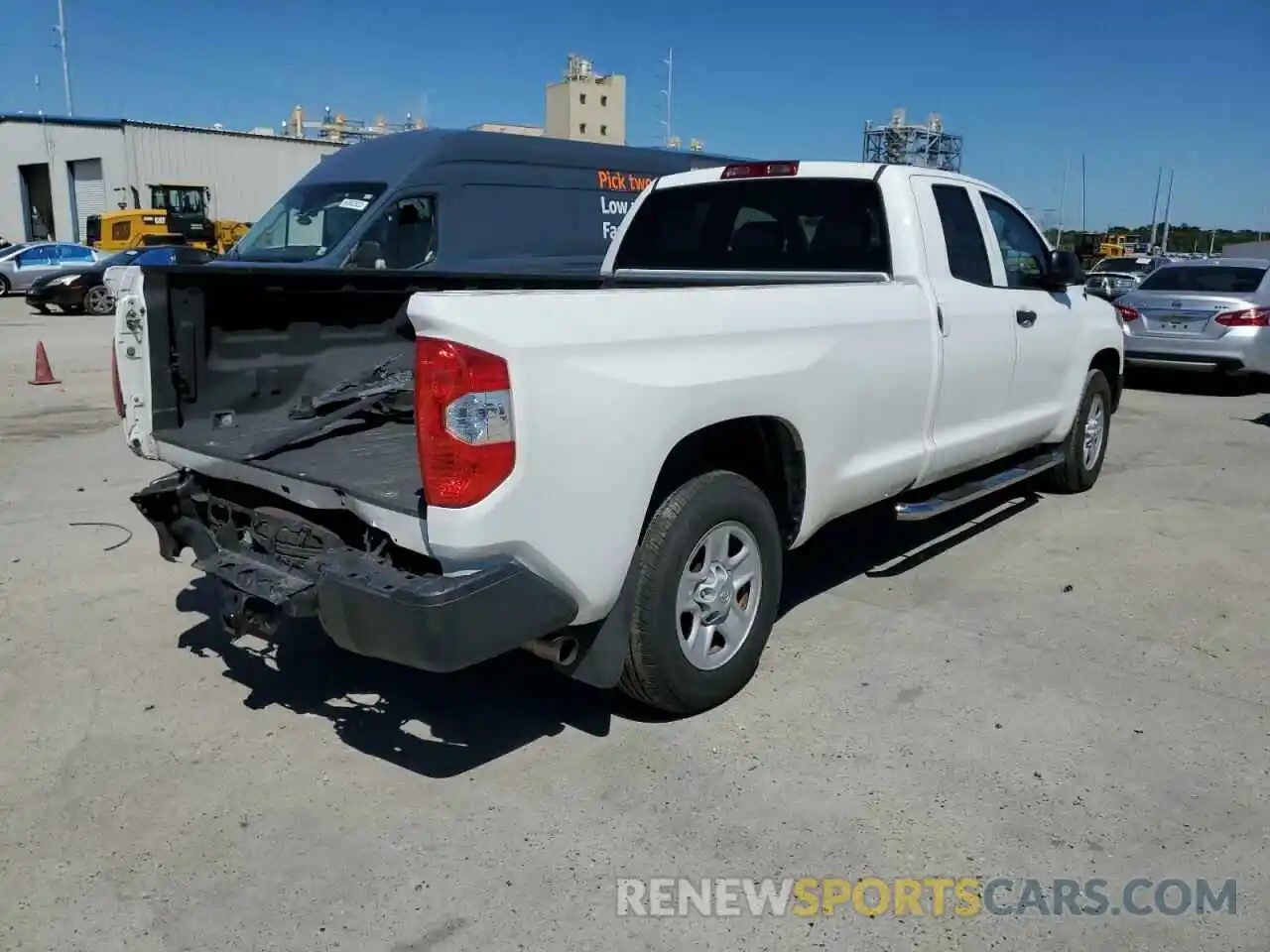 4 Photograph of a damaged car 5TFTY5F13KX010809 TOYOTA TUNDRA 2019