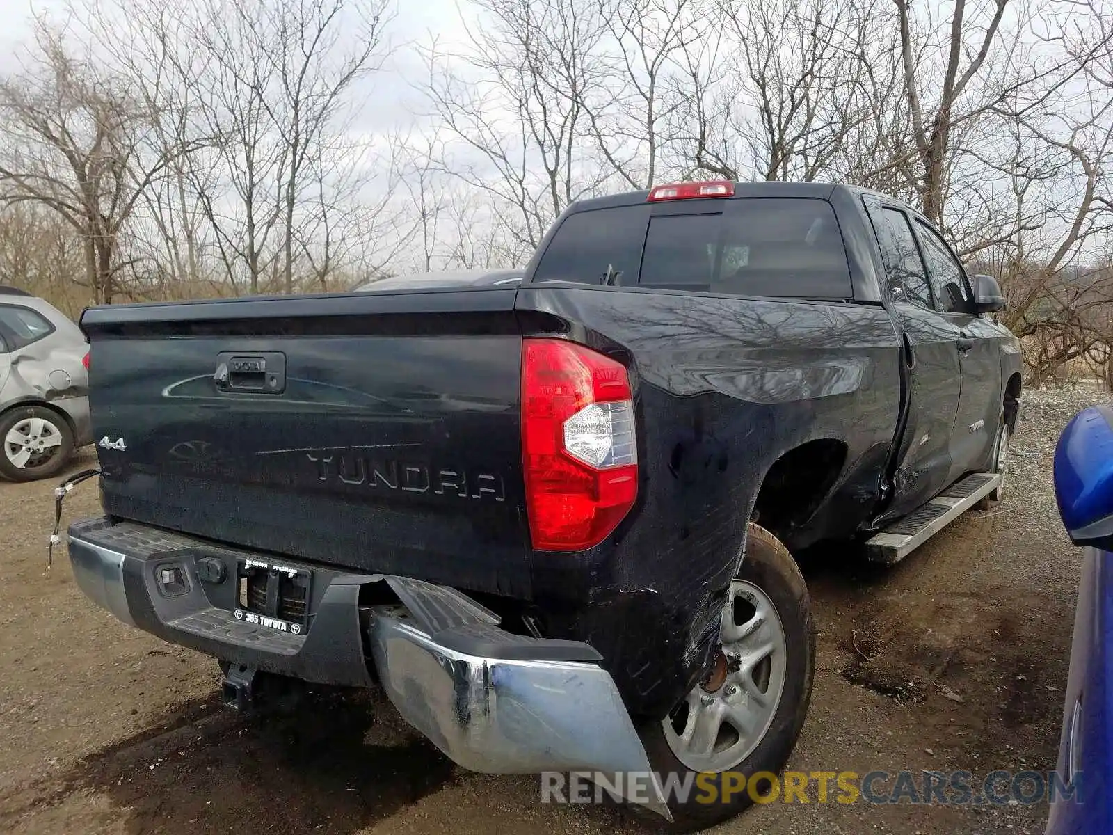 4 Photograph of a damaged car 5TFUM5F13KX083369 TOYOTA TUNDRA 2019