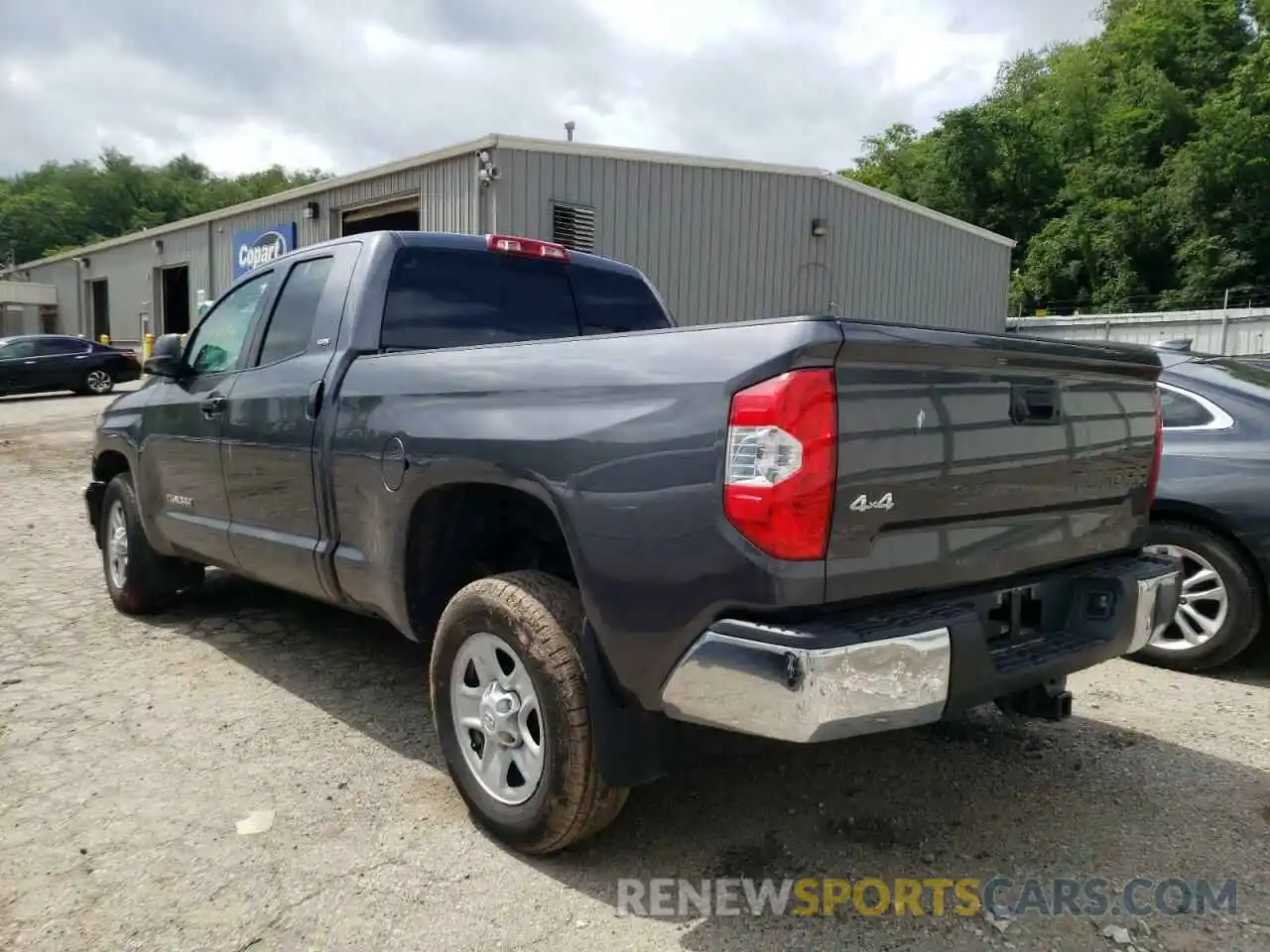 3 Photograph of a damaged car 5TFUM5F13KX083629 TOYOTA TUNDRA 2019