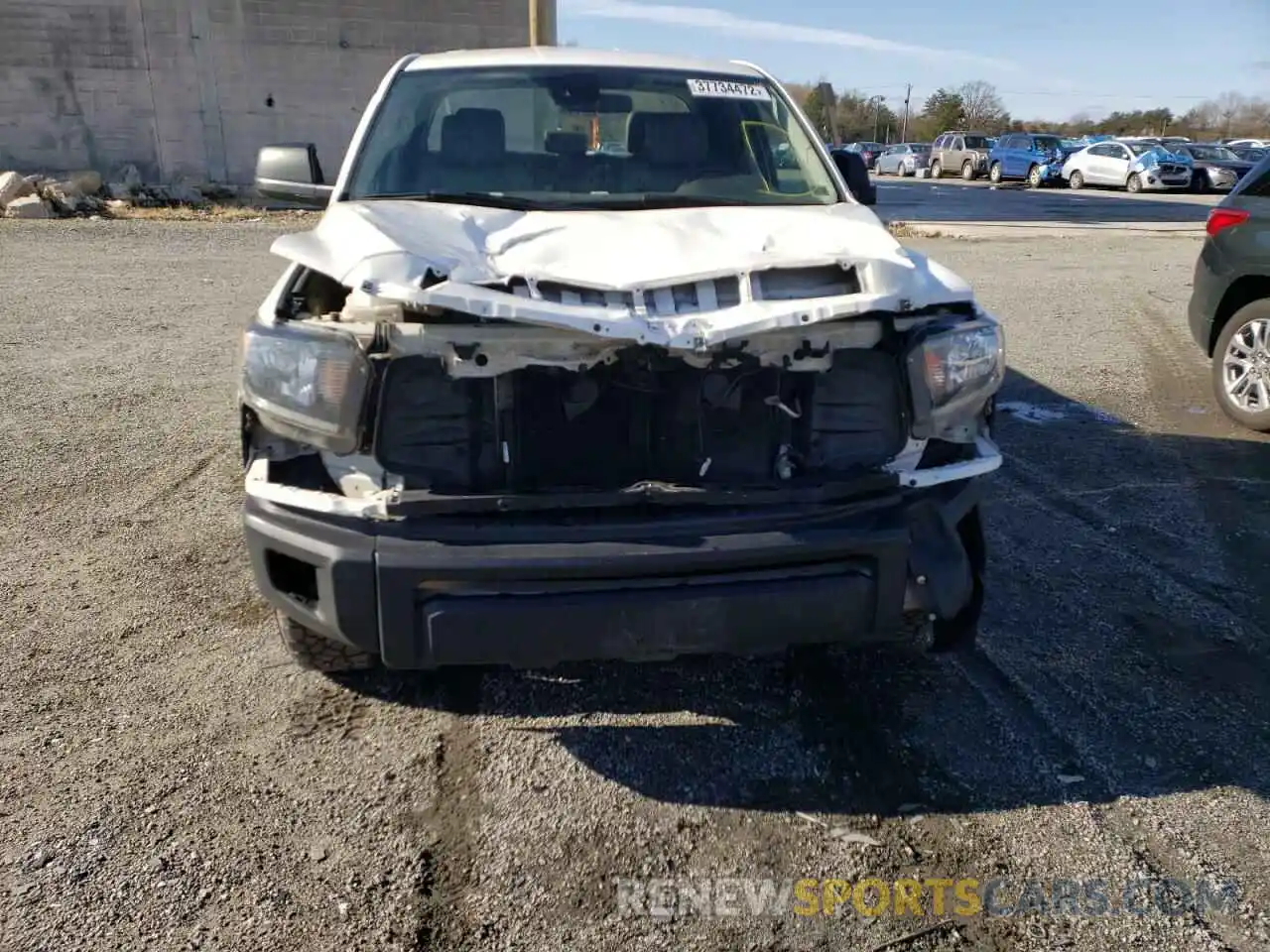 9 Photograph of a damaged car 5TFUM5F14KX081243 TOYOTA TUNDRA 2019