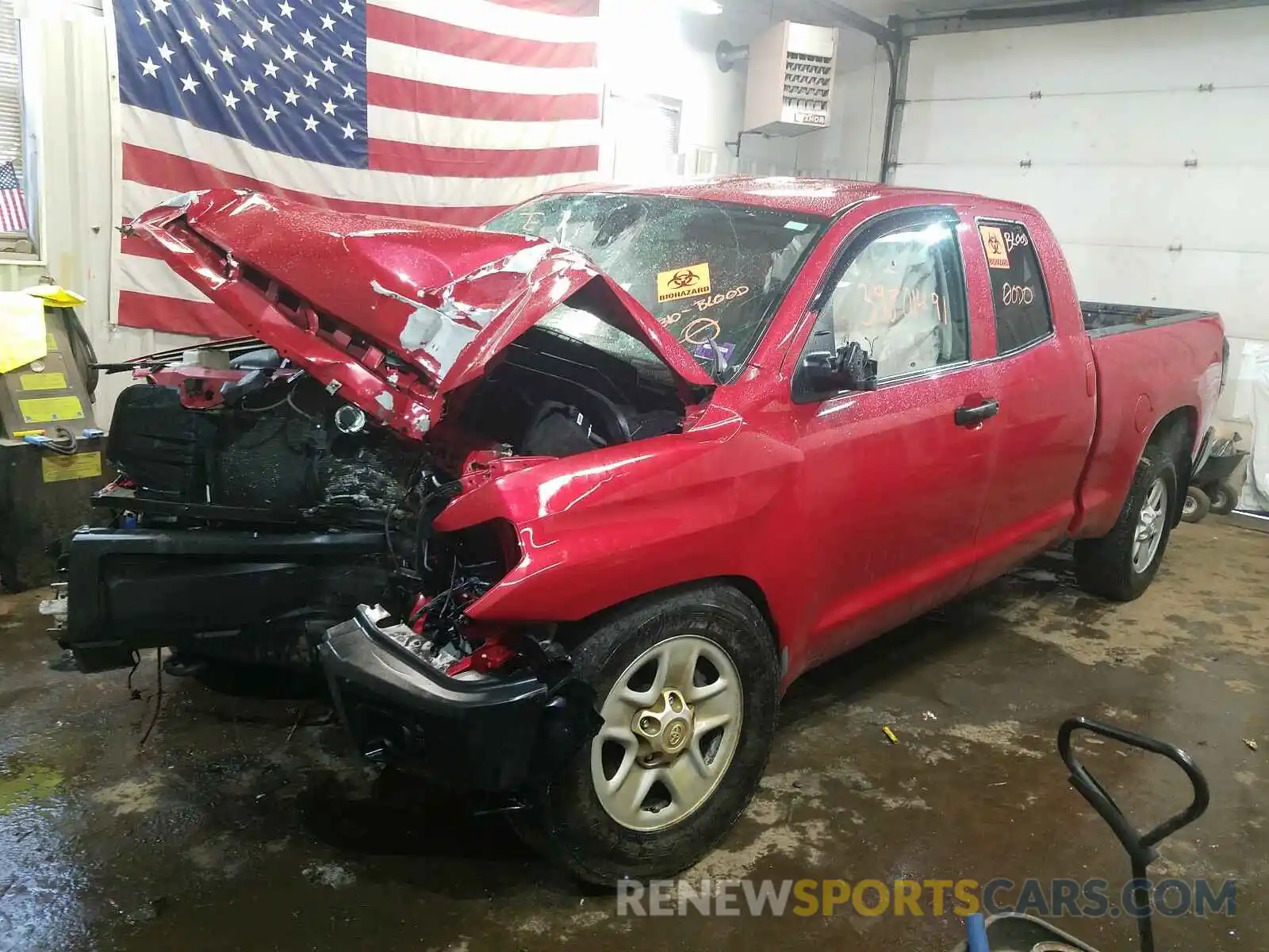 2 Photograph of a damaged car 5TFUM5F15KX080943 TOYOTA TUNDRA 2019