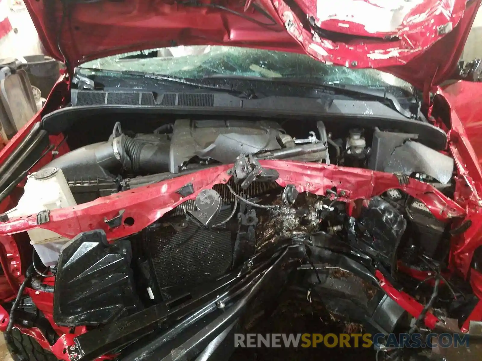 7 Photograph of a damaged car 5TFUM5F15KX080943 TOYOTA TUNDRA 2019