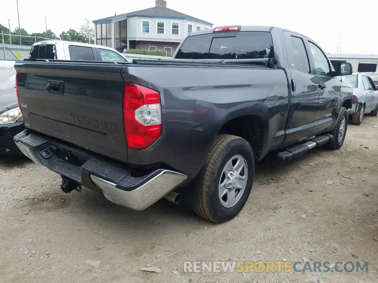 4 Photograph of a damaged car 5TFUM5F15KX083681 TOYOTA TUNDRA 2019