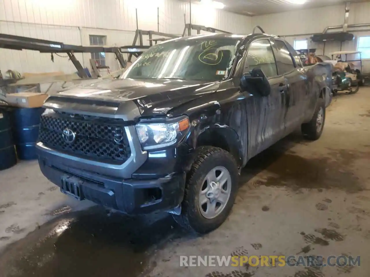 2 Photograph of a damaged car 5TFUM5F16KX082569 TOYOTA TUNDRA 2019