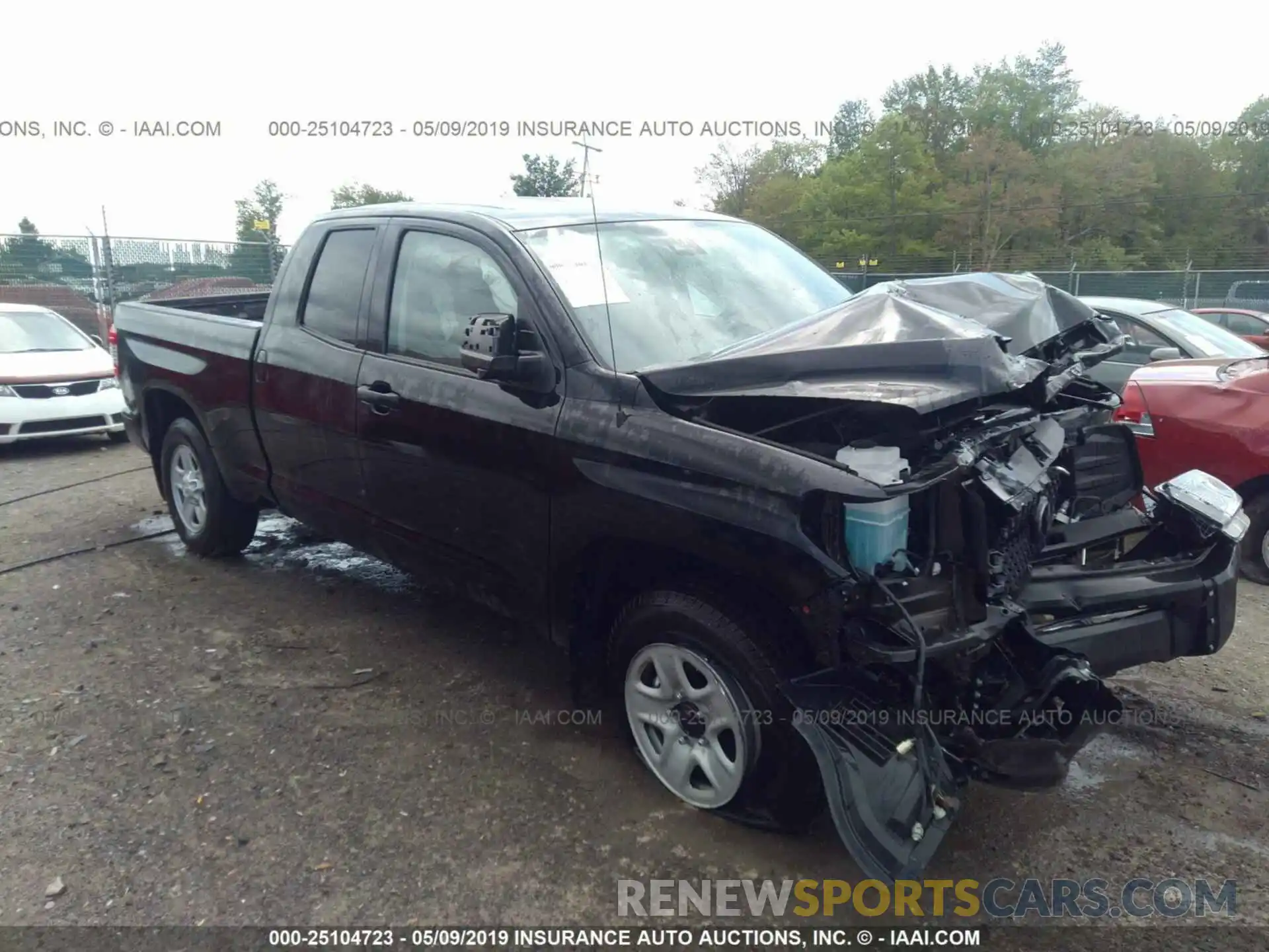 1 Photograph of a damaged car 5TFUM5F17KX081057 TOYOTA TUNDRA 2019