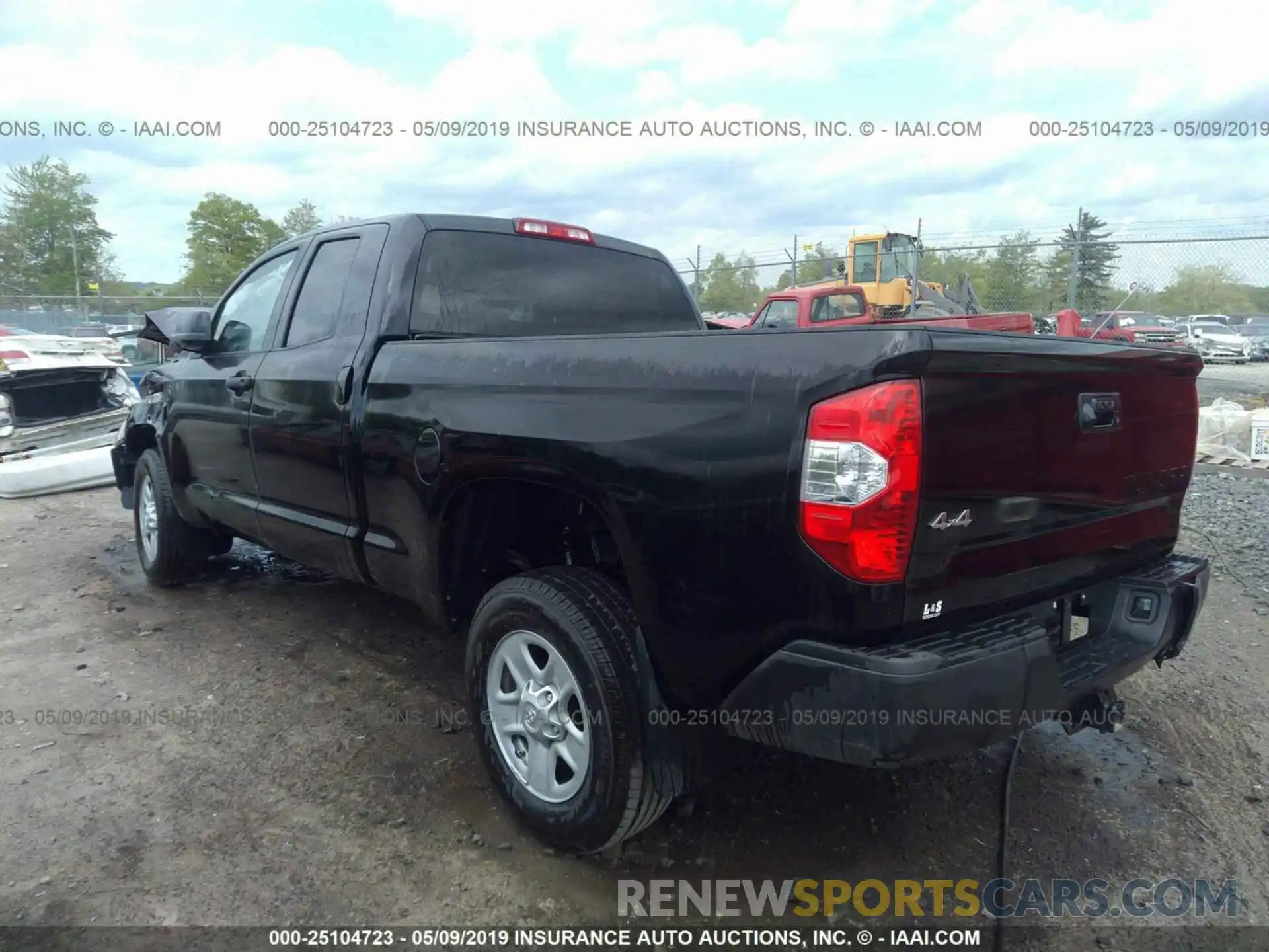 3 Photograph of a damaged car 5TFUM5F17KX081057 TOYOTA TUNDRA 2019