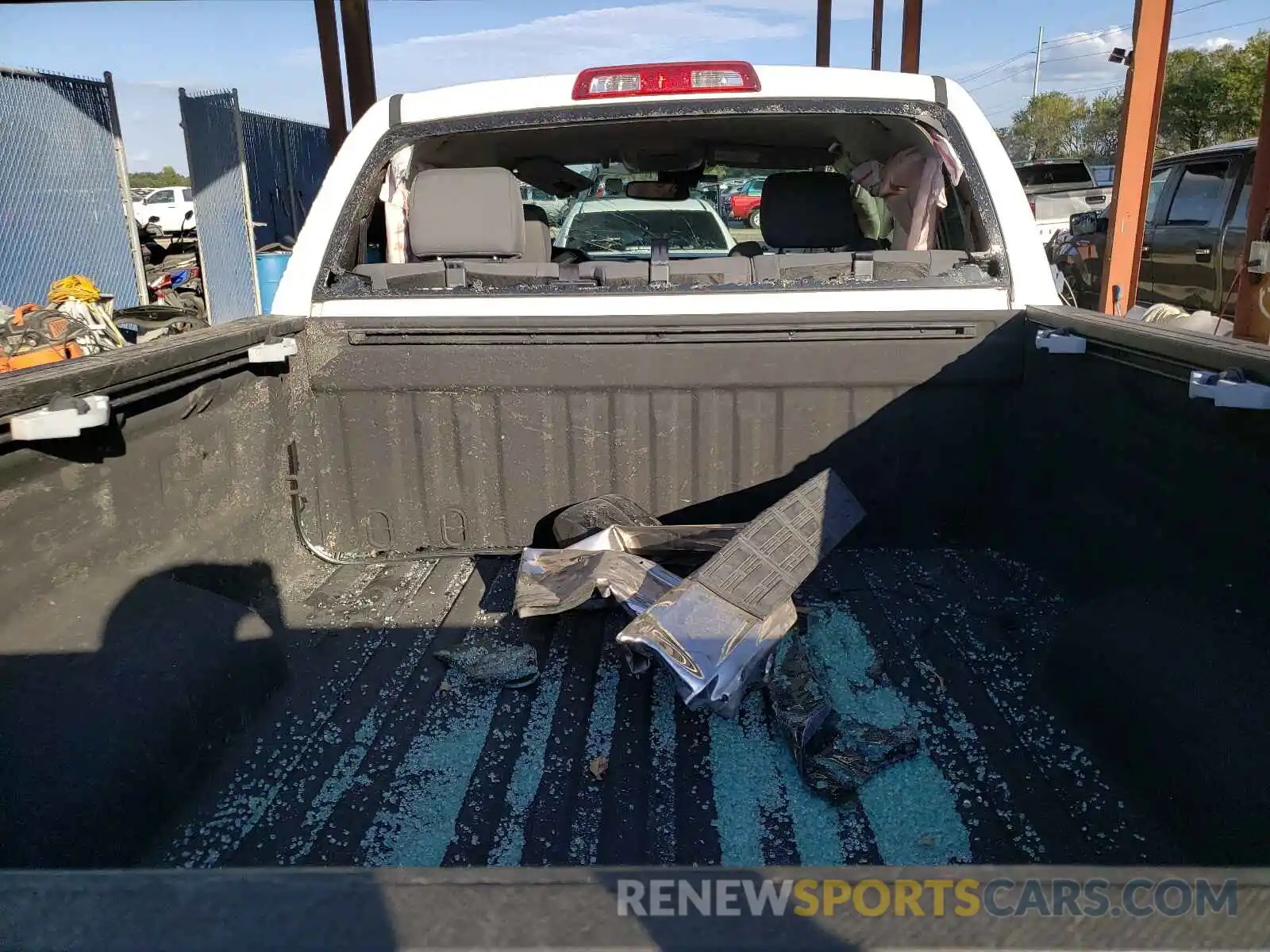 9 Photograph of a damaged car 5TFUW5F10KX795980 TOYOTA TUNDRA 2019