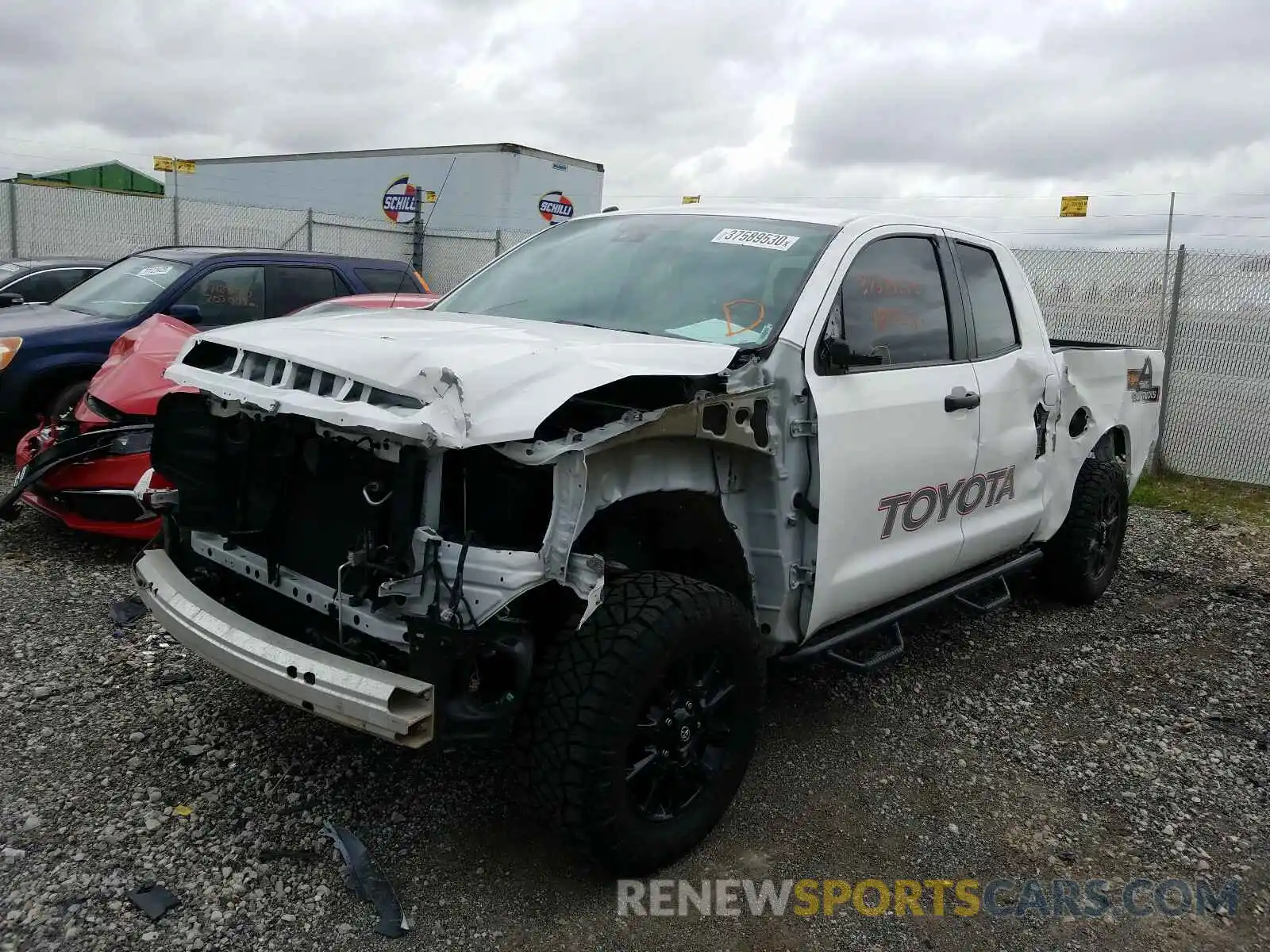 2 Photograph of a damaged car 5TFUW5F10KX808193 TOYOTA TUNDRA 2019