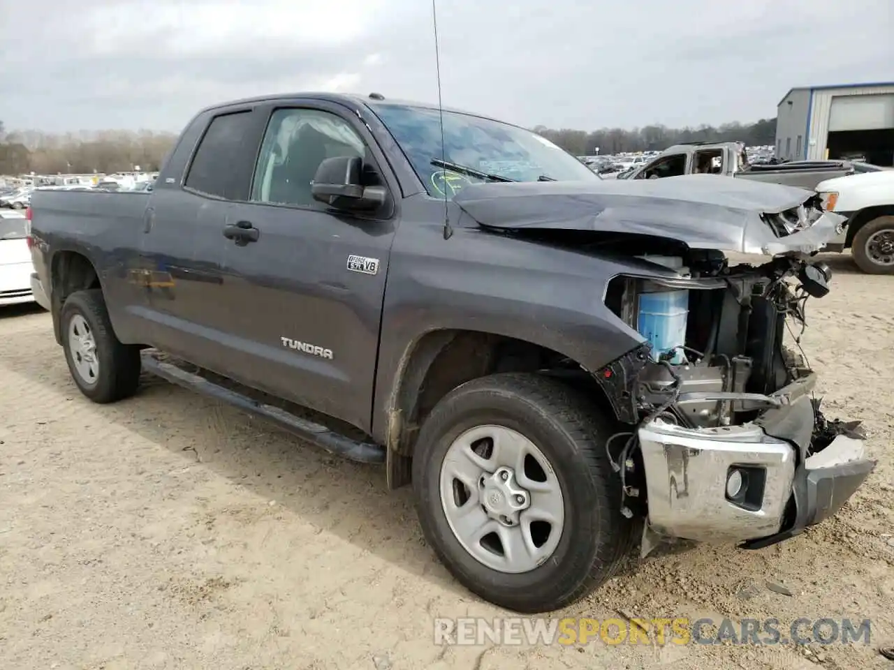 1 Photograph of a damaged car 5TFUW5F10KX852601 TOYOTA TUNDRA 2019