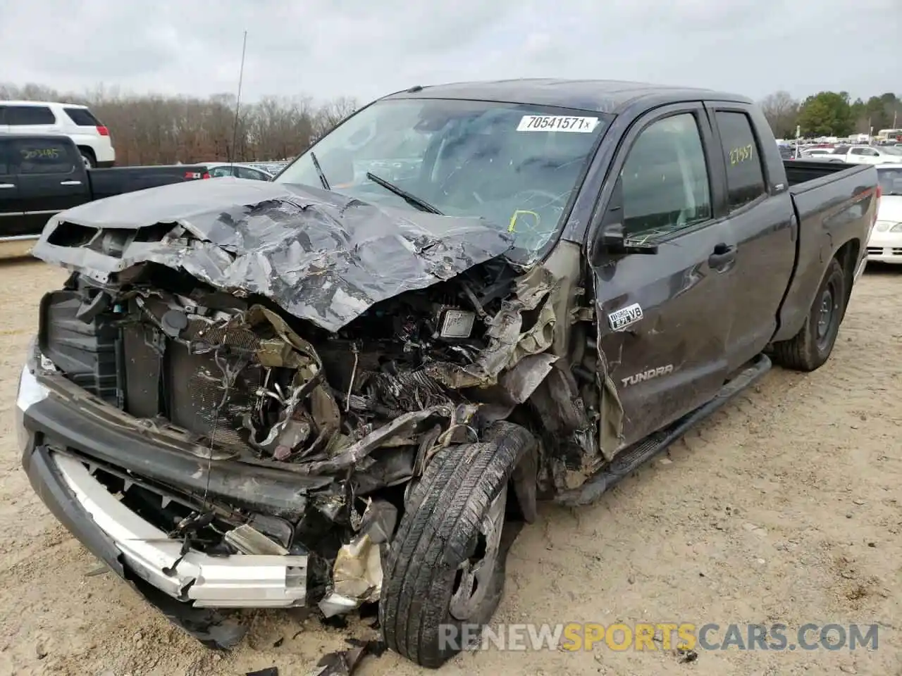 2 Photograph of a damaged car 5TFUW5F10KX852601 TOYOTA TUNDRA 2019