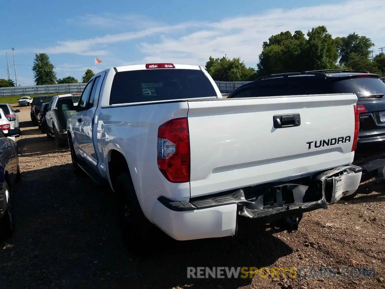 3 Photograph of a damaged car 5TFUW5F11KX809899 TOYOTA TUNDRA 2019